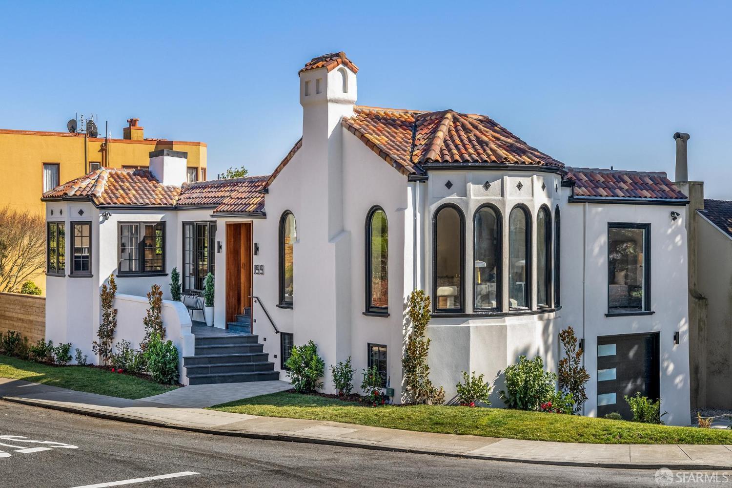 199 Brentwood Avenue