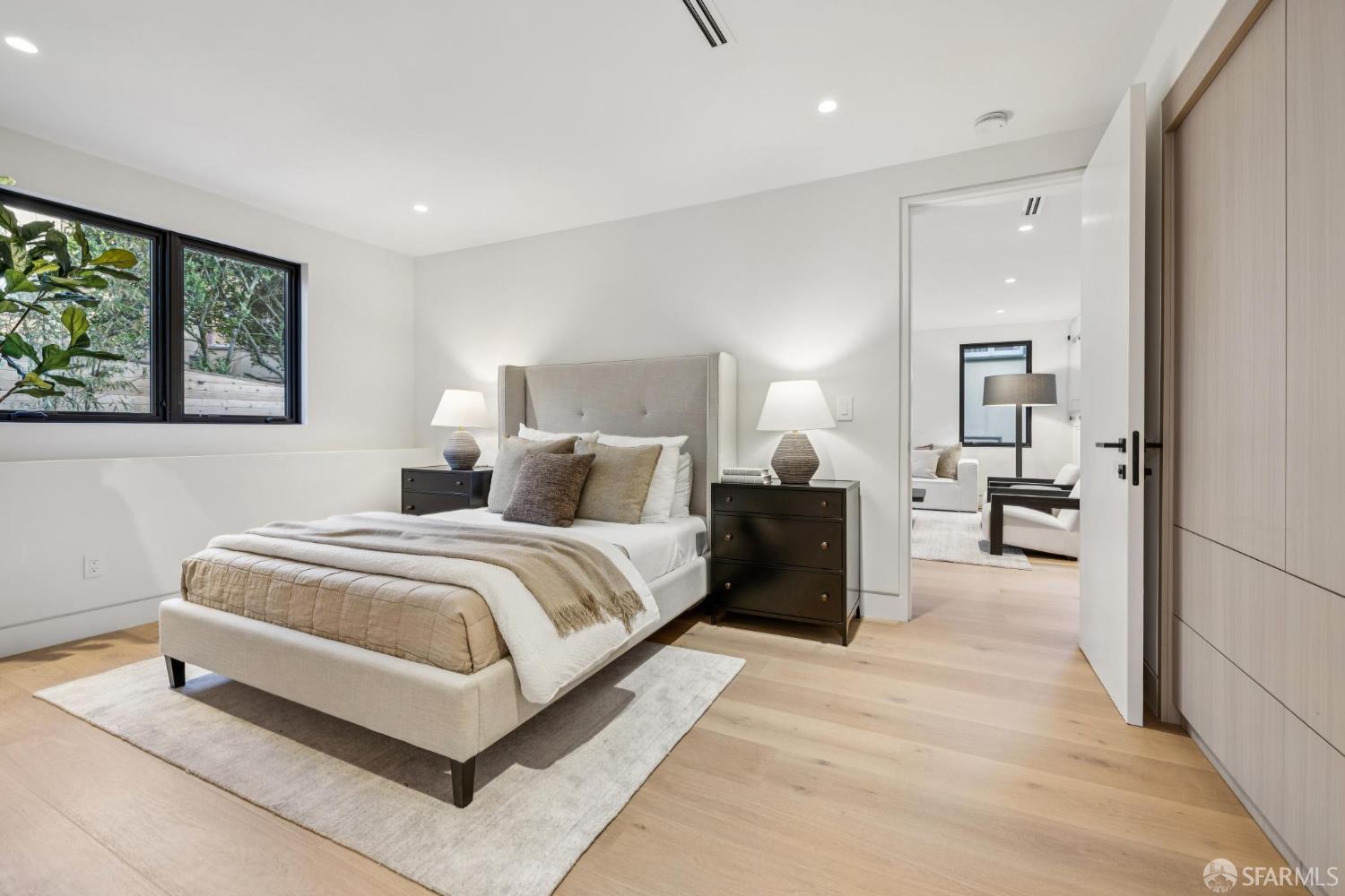 199 Brentwood Avenue