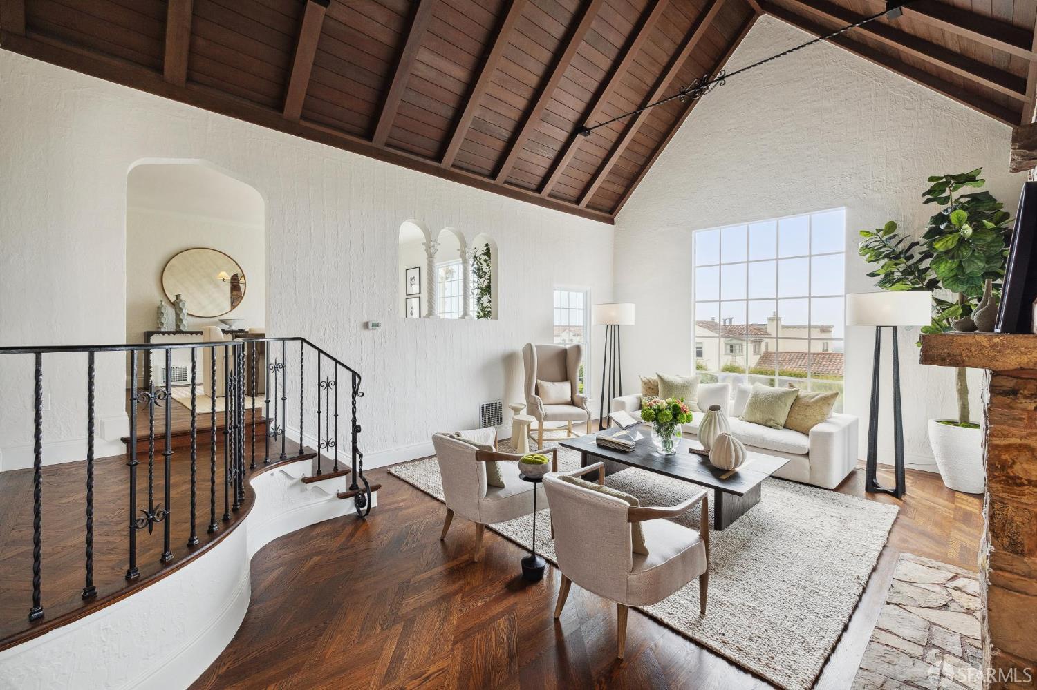 1380 Monterey Boulevard