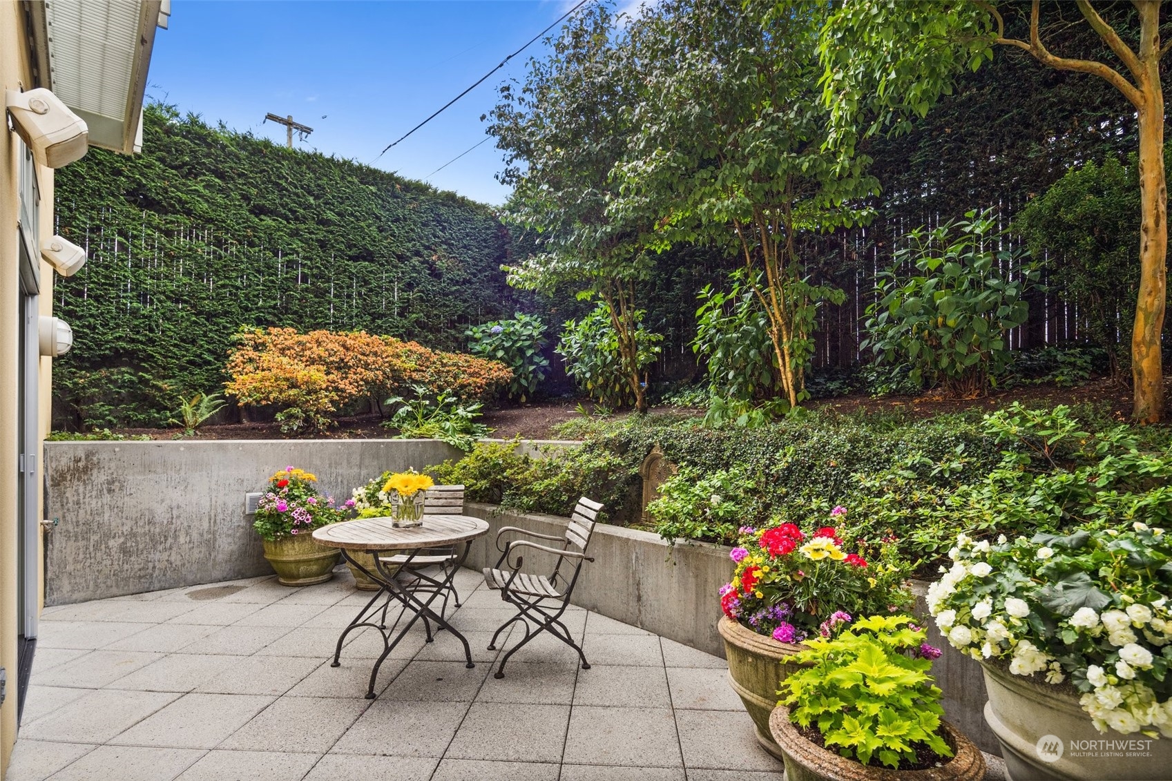 2061 43rd Avenue E Unit: 202