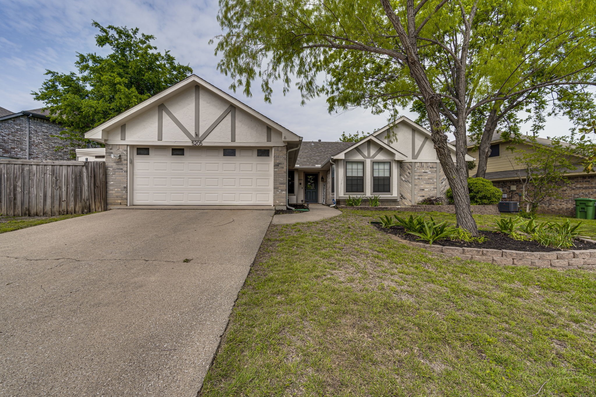 5205 Prairie Creek Drive