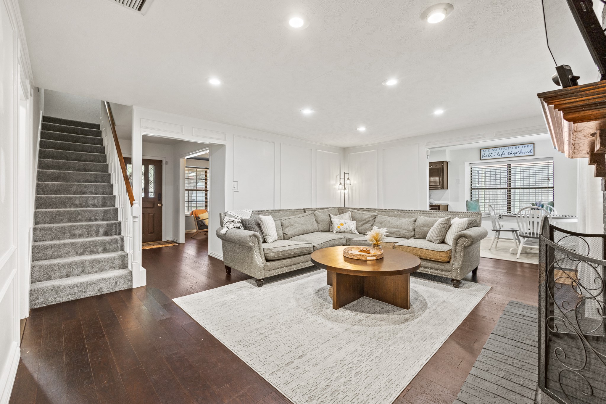 569 Calvert Court