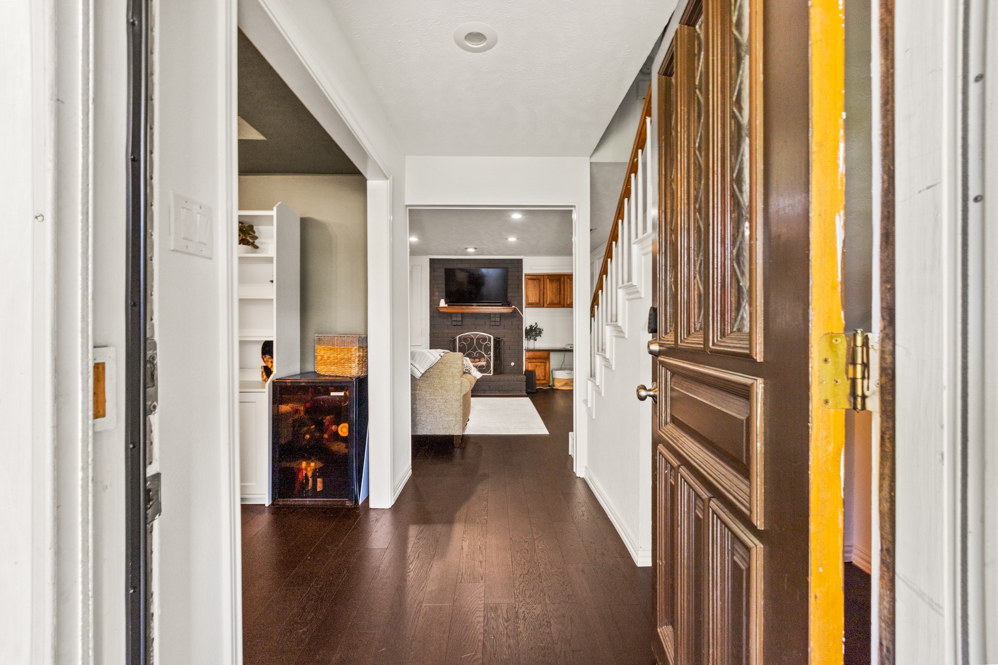 569 Calvert Court