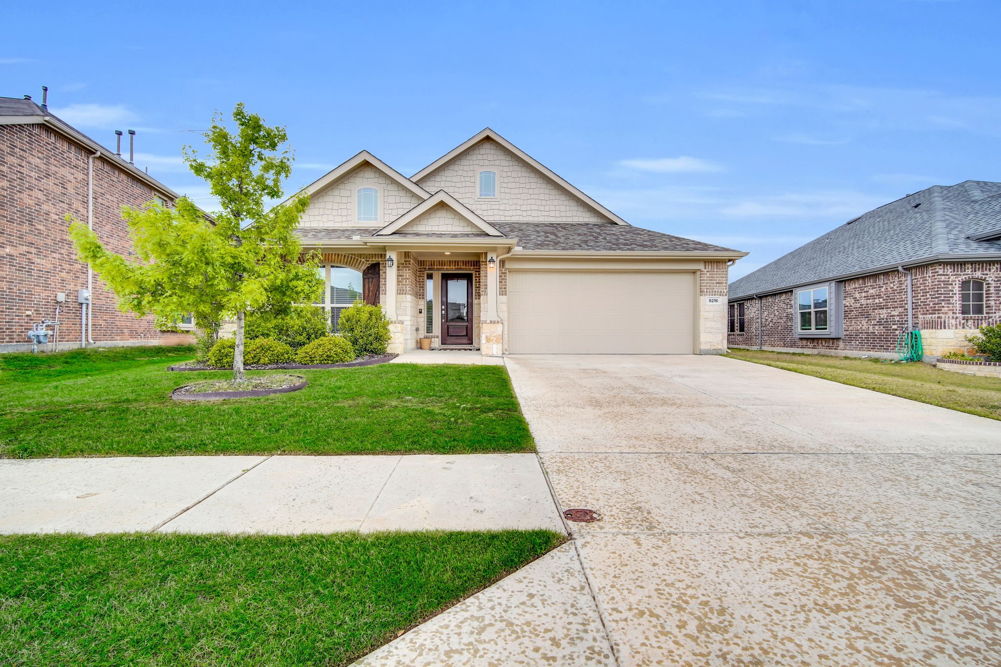 9216 Silver Dollar Drive