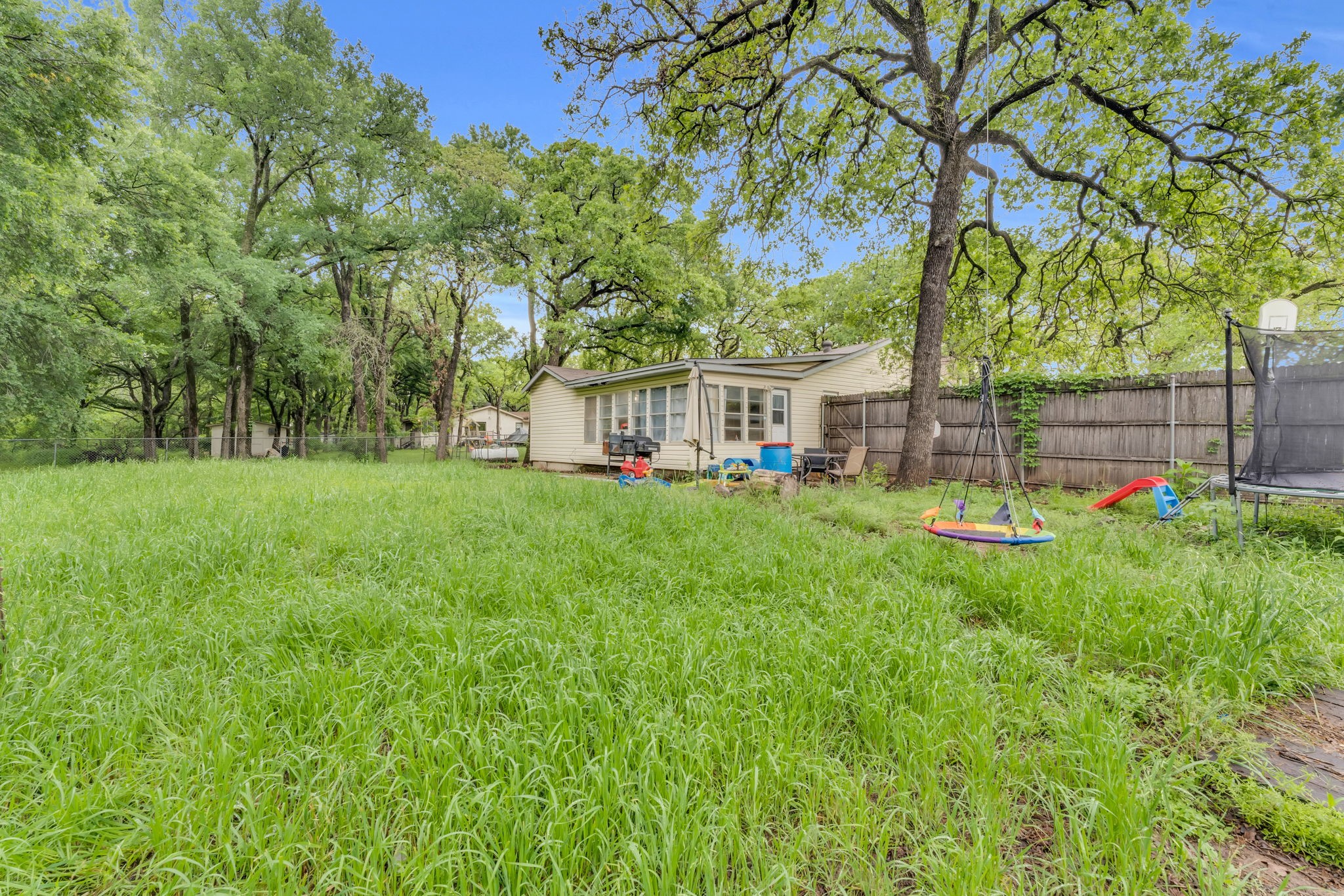 600 N Dick Price Road