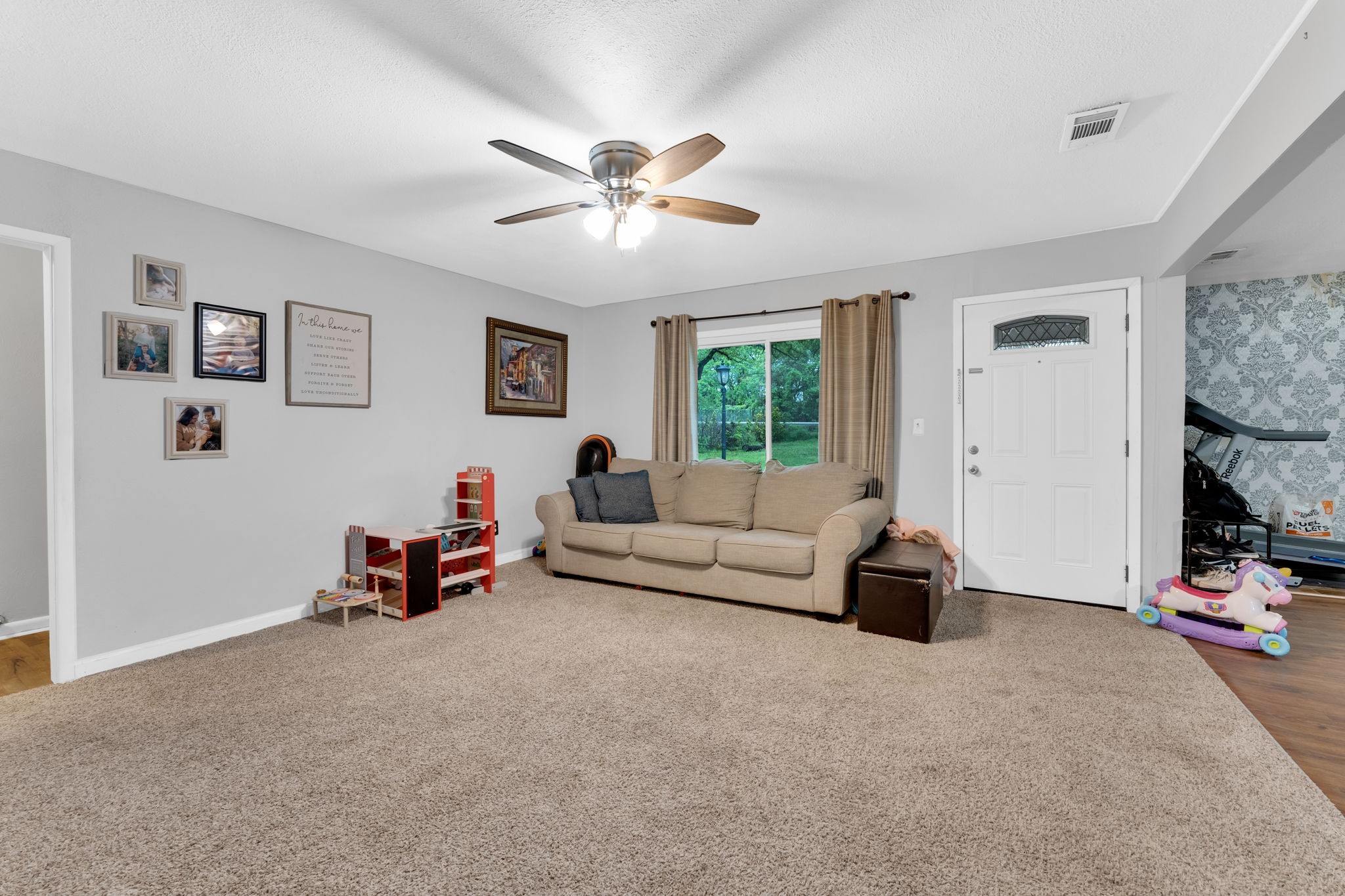 600 N Dick Price Road