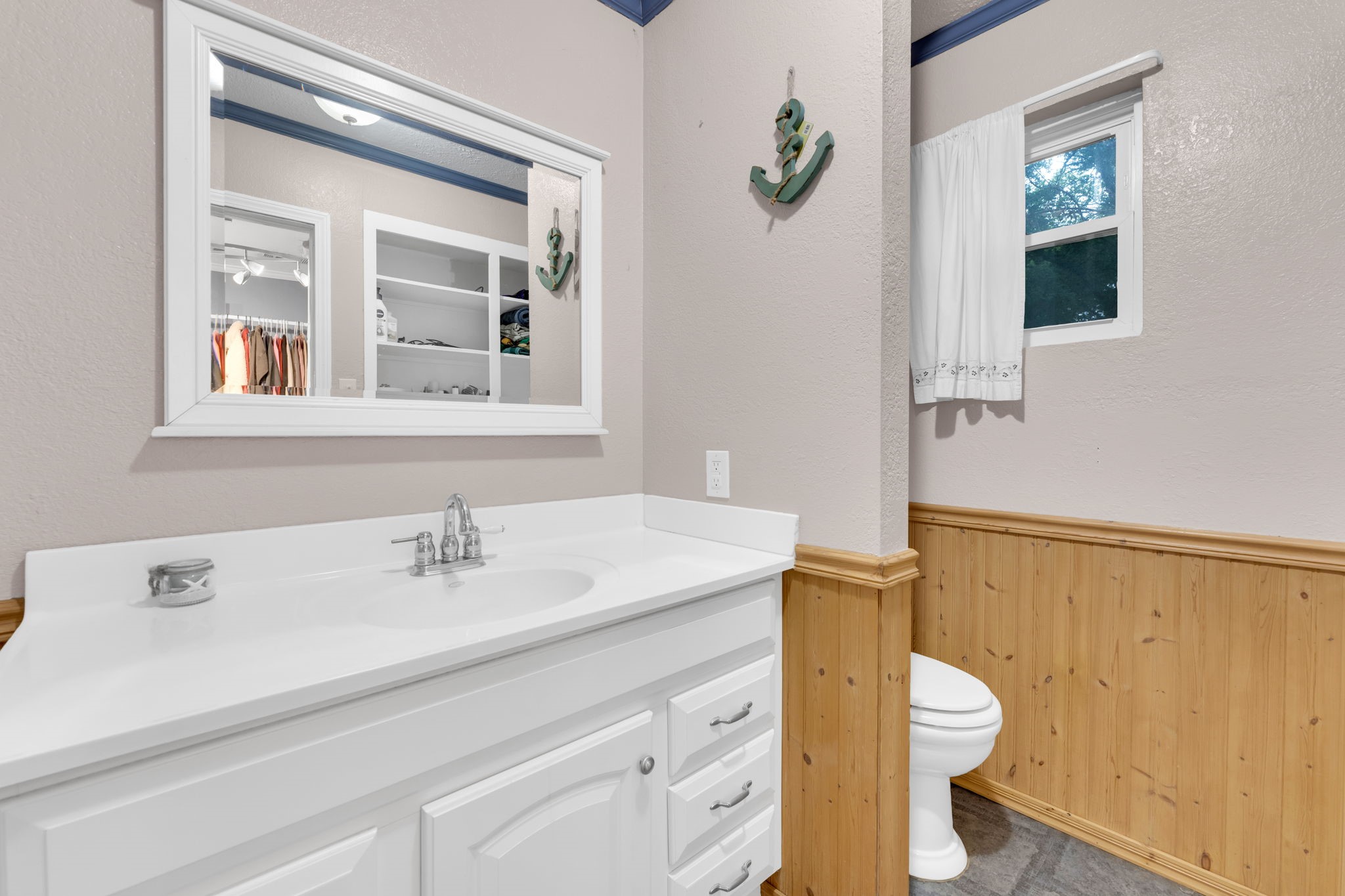 600 N Dick Price Road