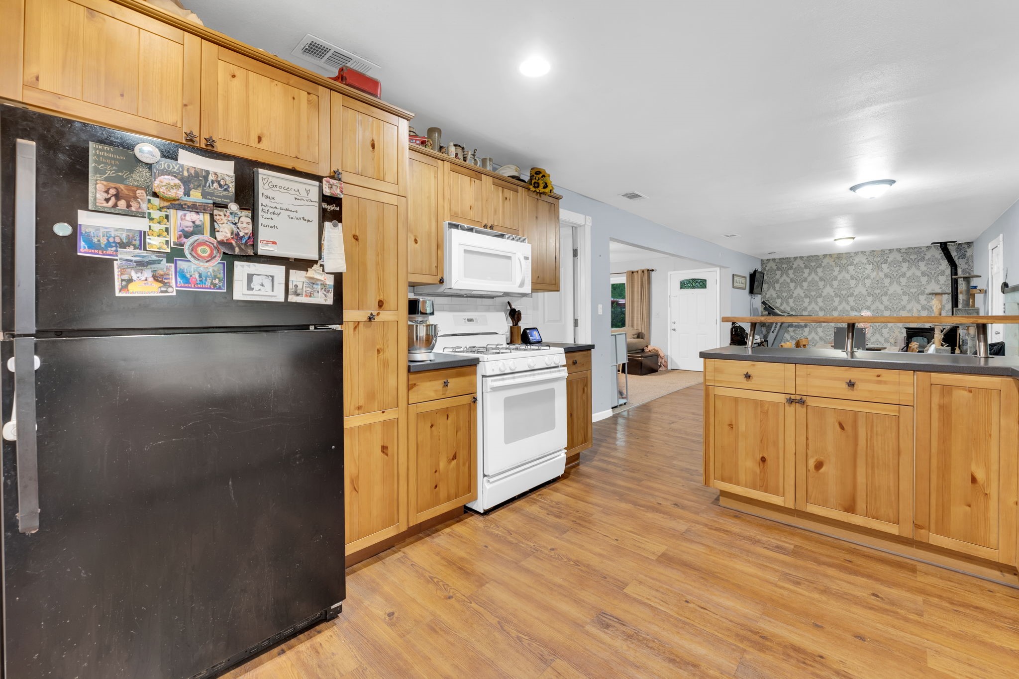 600 N Dick Price Road