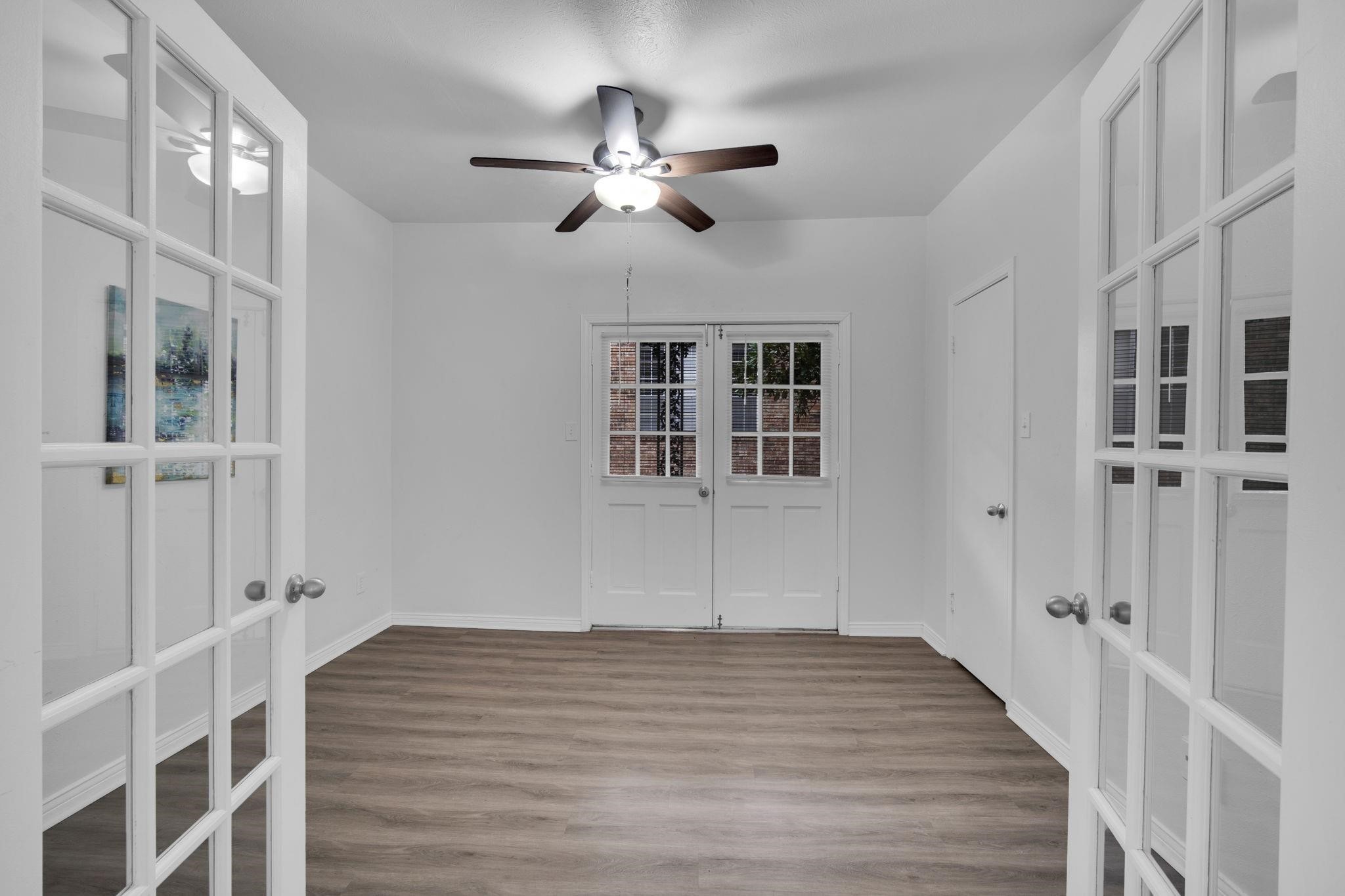 4347 Bellaire Drive S 232S