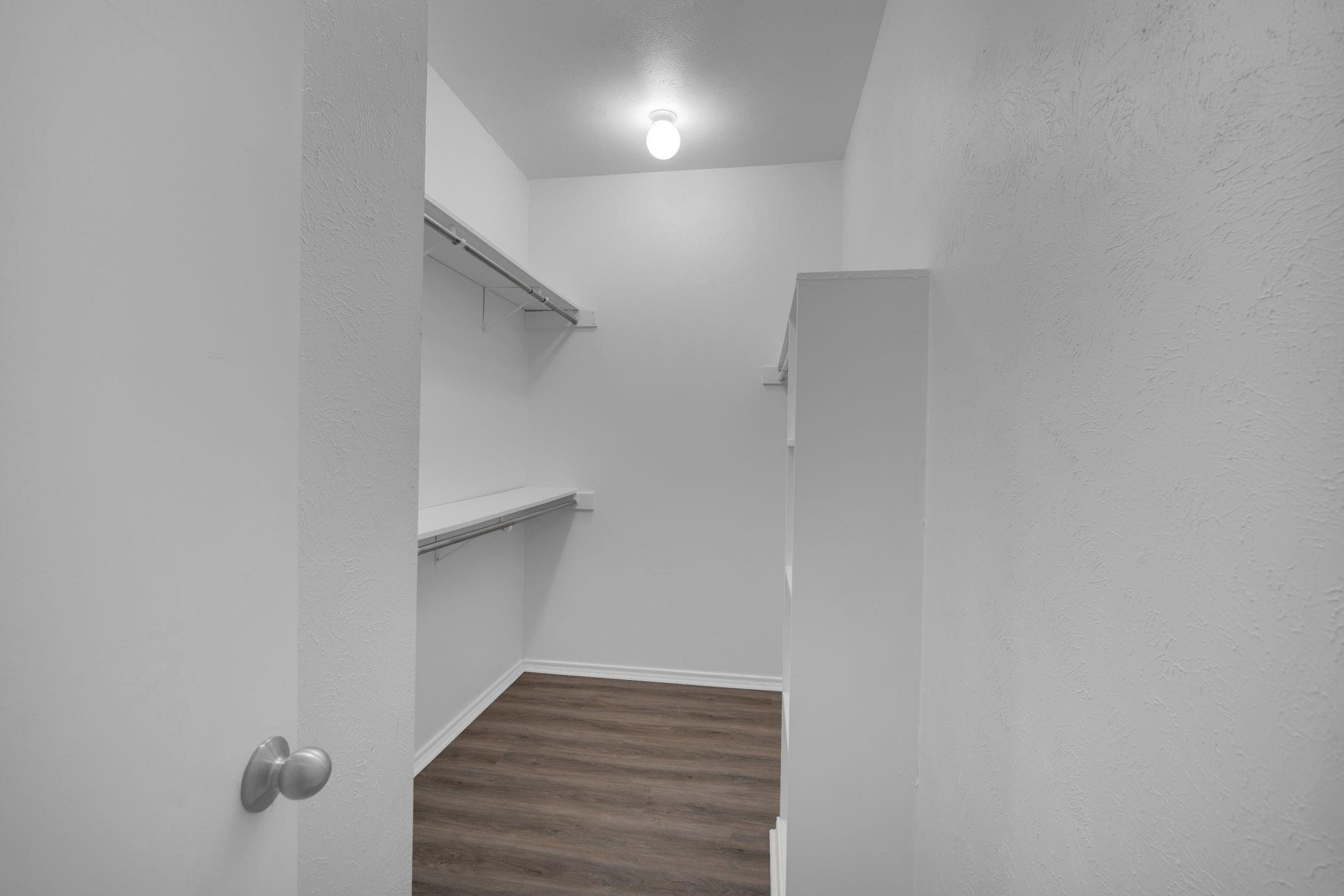 4347 Bellaire Drive S 232S