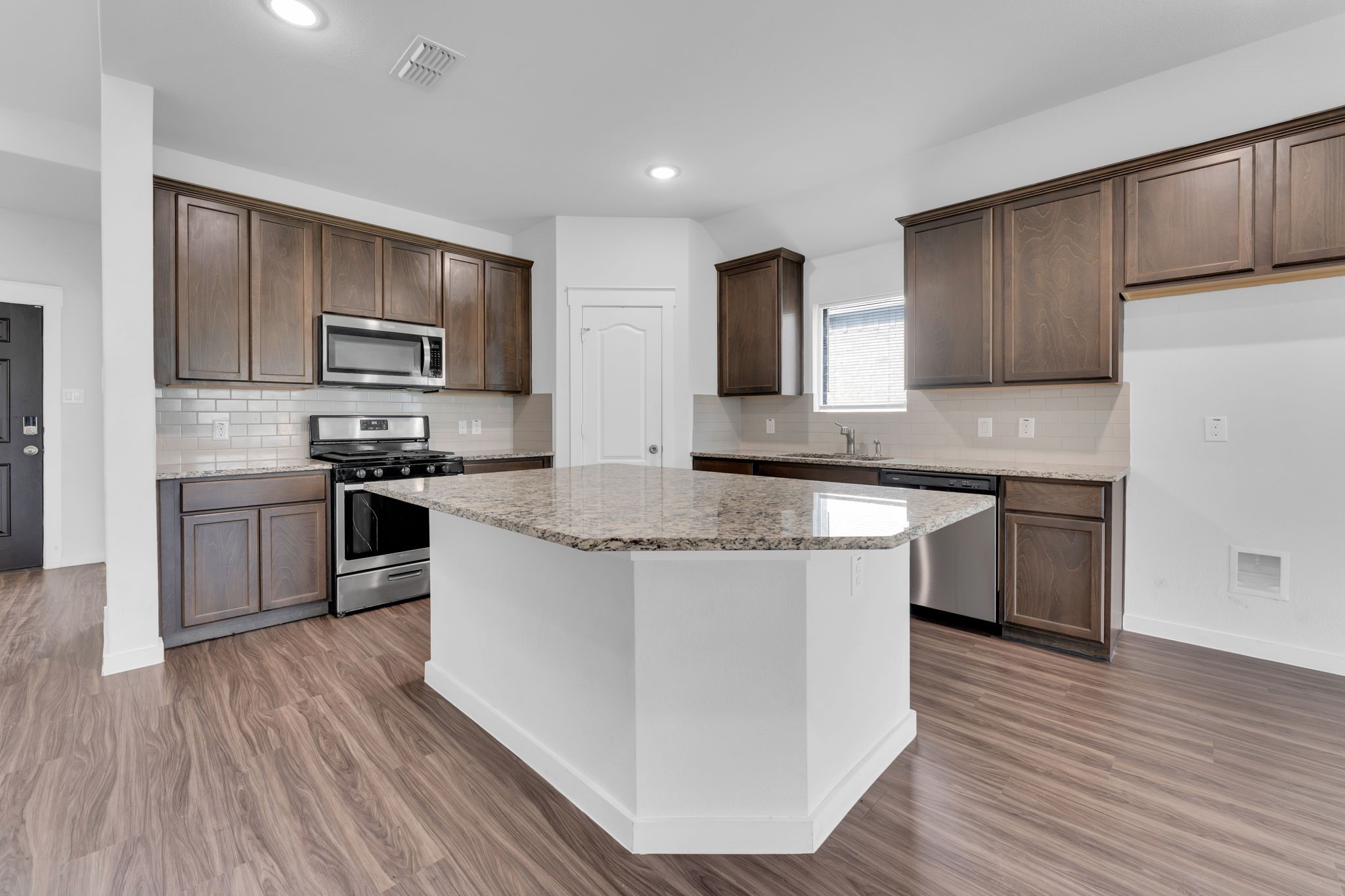 215 Greenhill Street