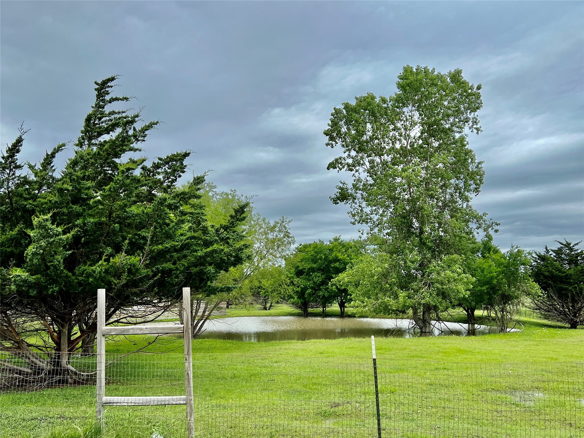 3432 Meadow Crest Drive