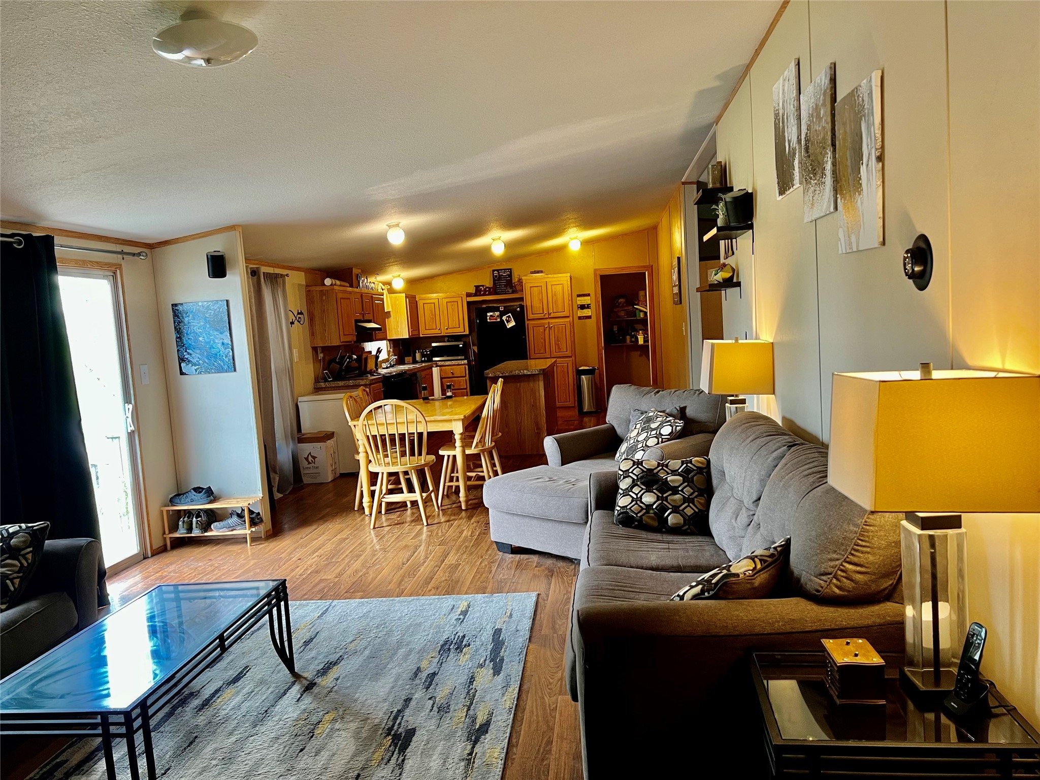 3432 Meadow Crest Drive