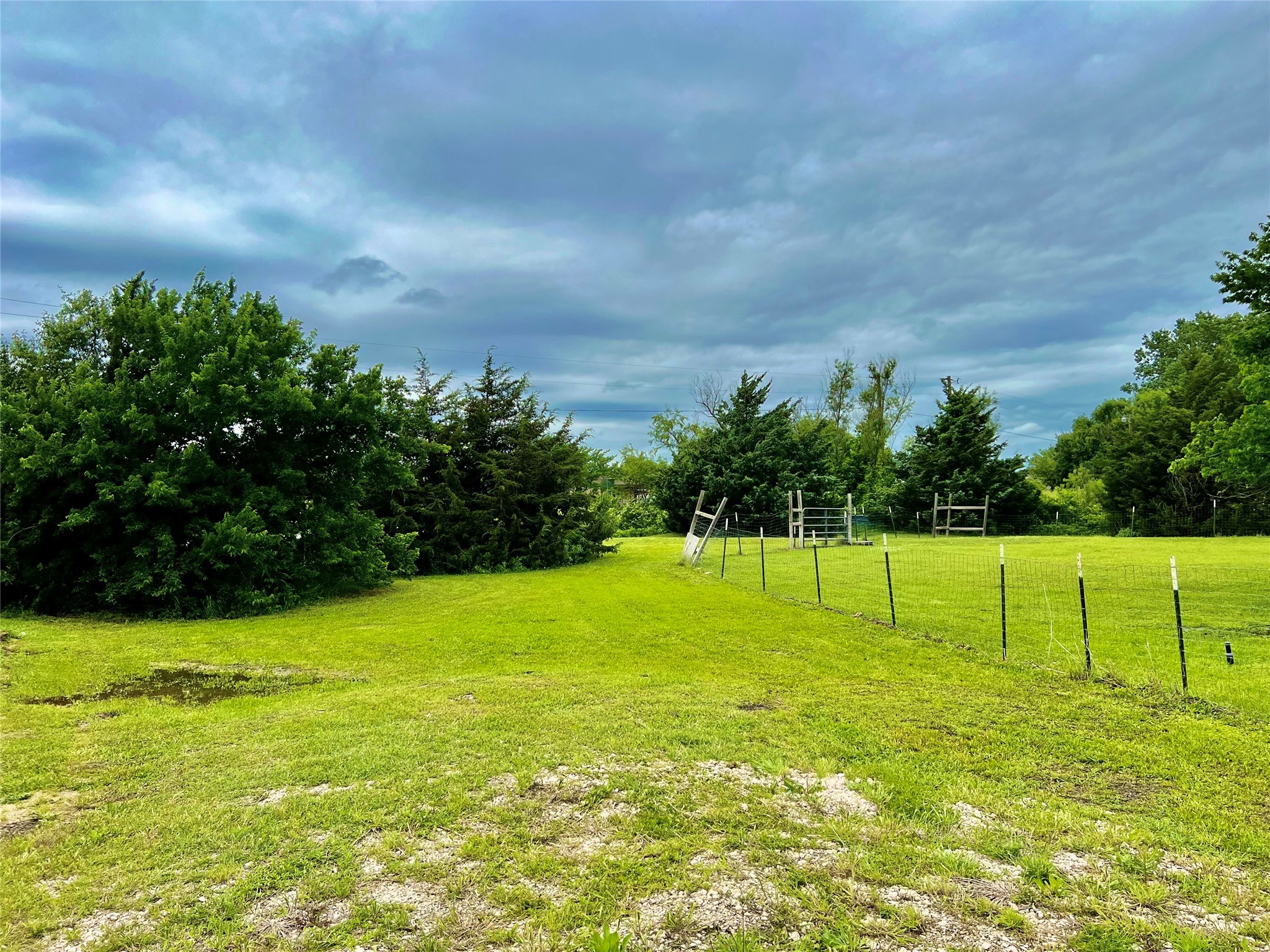 3432 Meadow Crest Drive