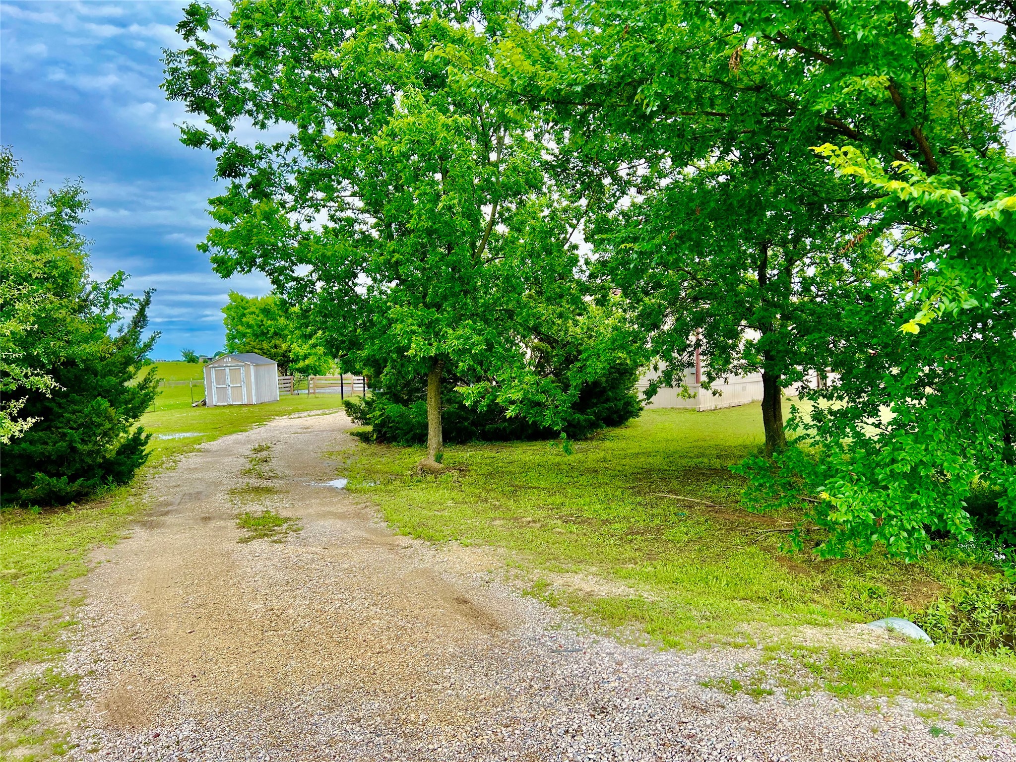 3432 Meadow Crest Drive