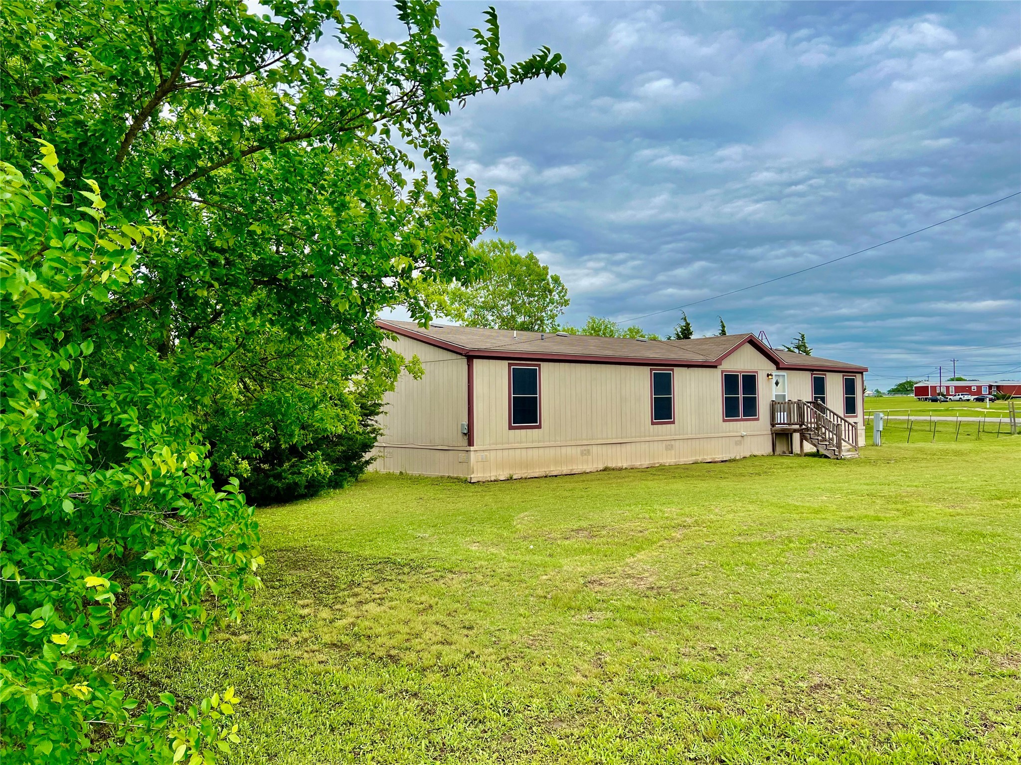 3432 Meadow Crest Drive