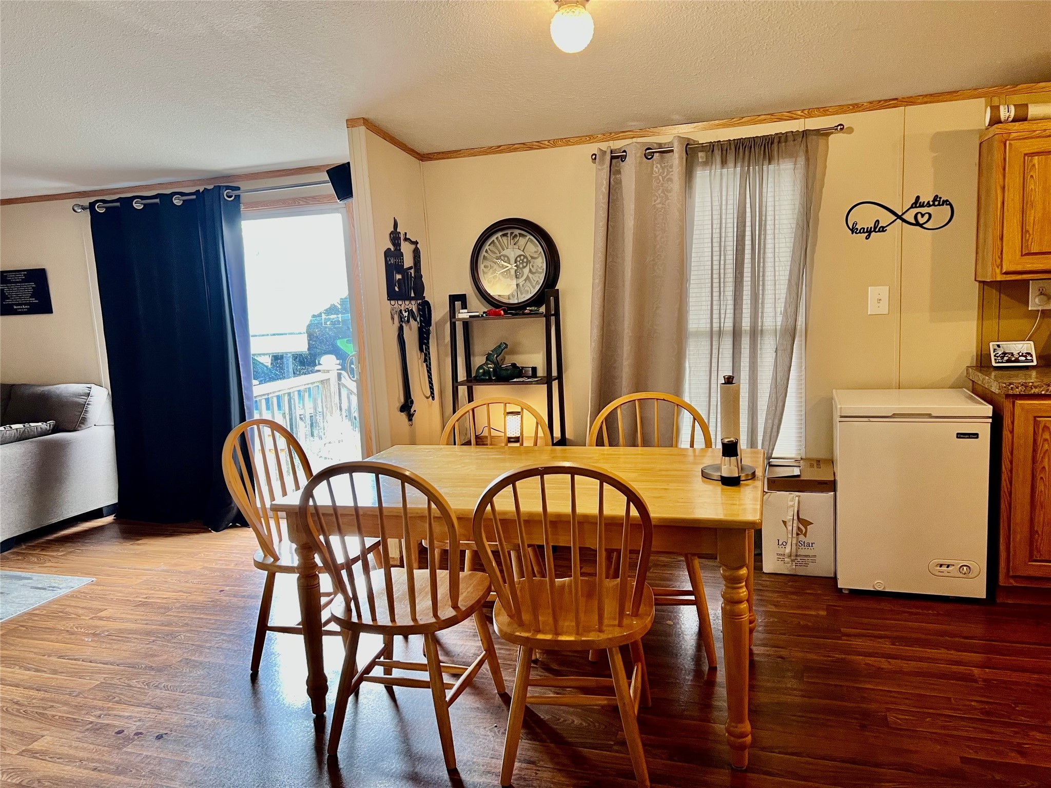 3432 Meadow Crest Drive