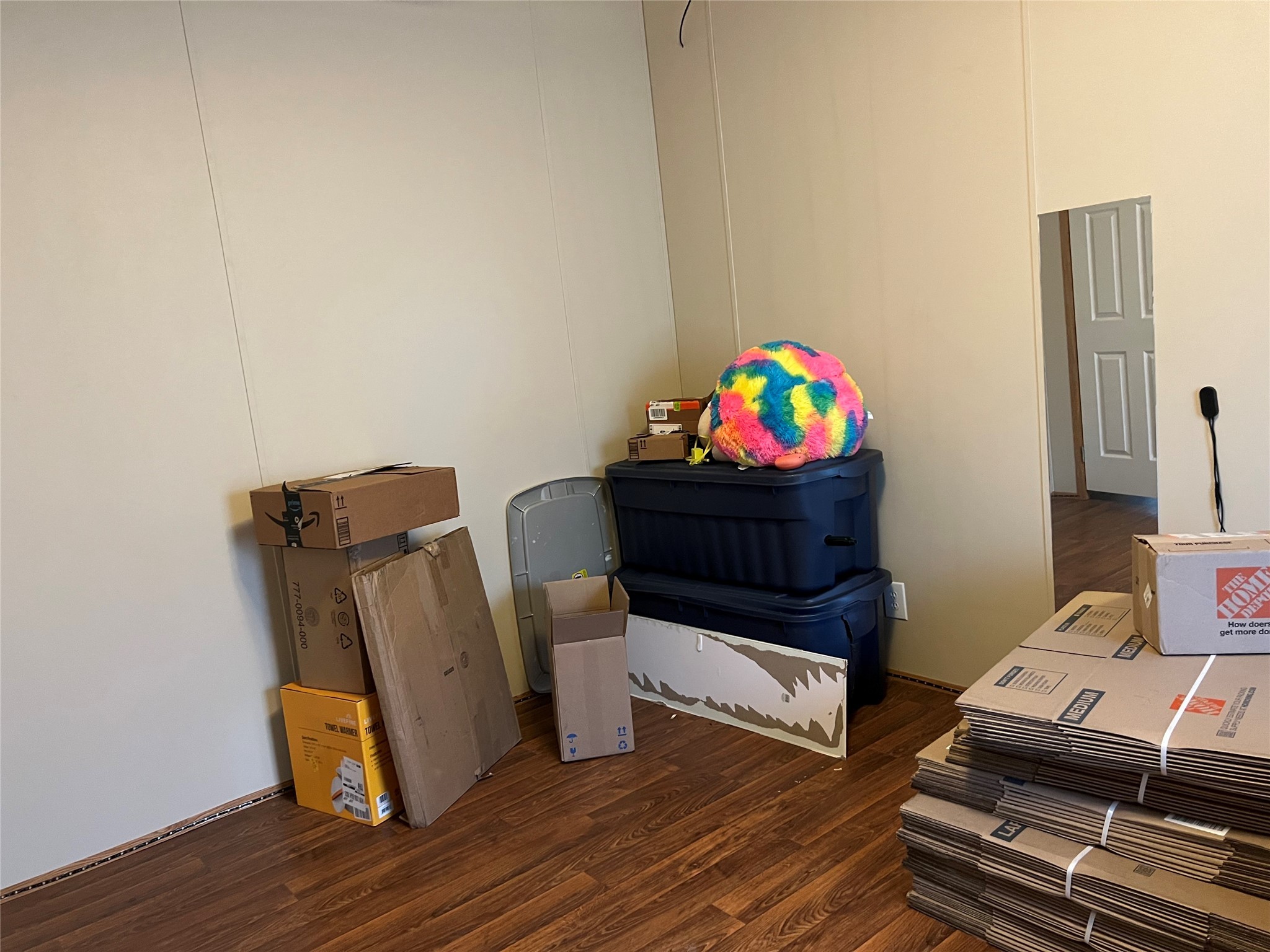 3432 Meadow Crest Drive