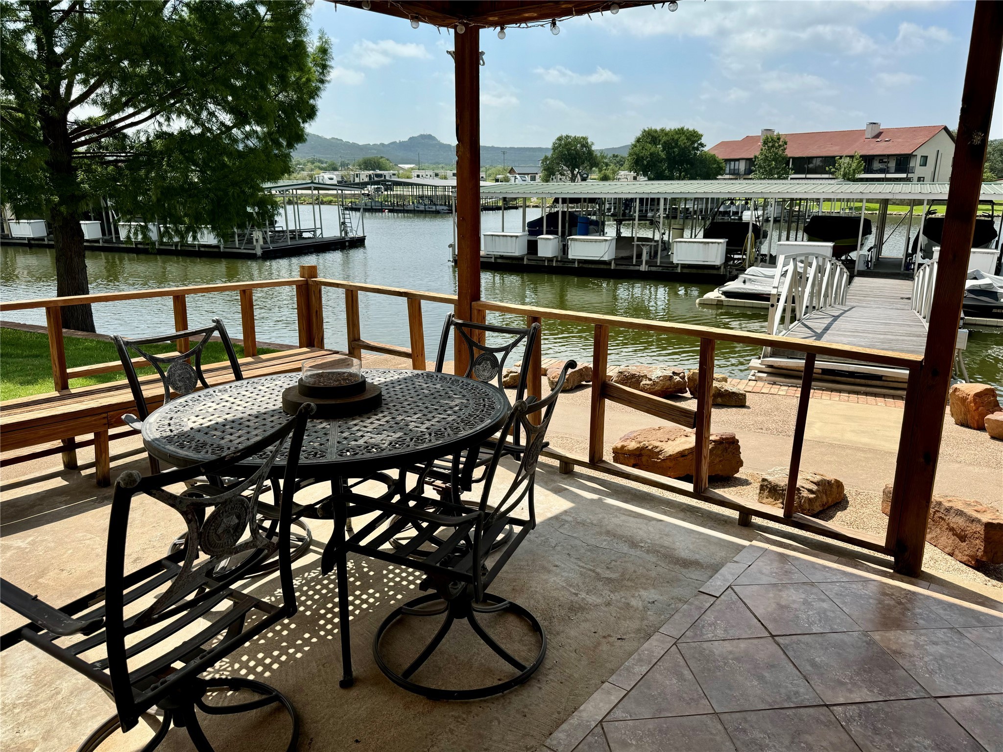 1361 Willow Beach Road B8