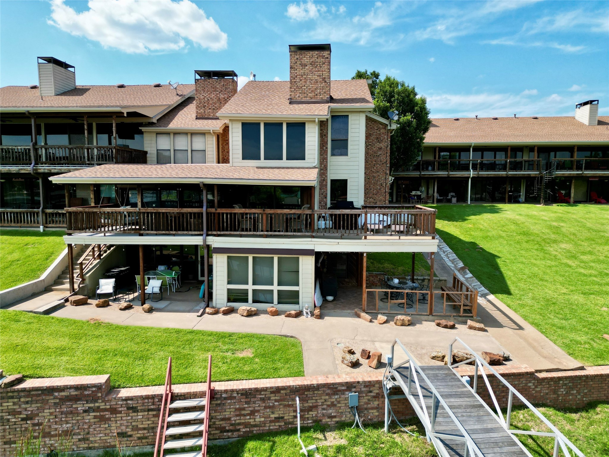 1361 Willow Beach Road B8