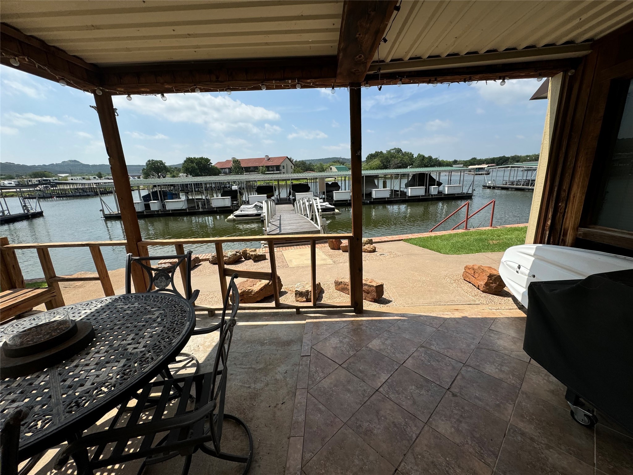 1361 Willow Beach Road B8