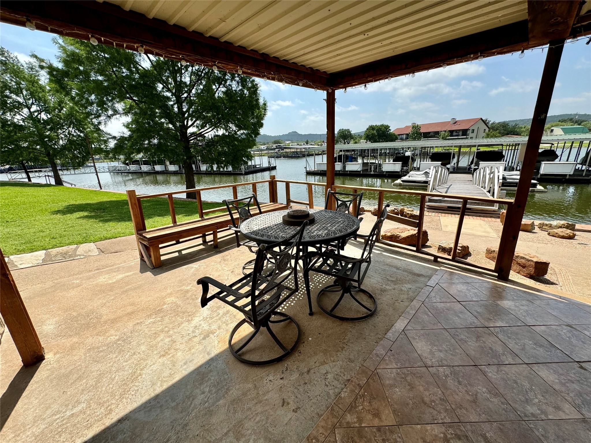 1361 Willow Beach Road B8