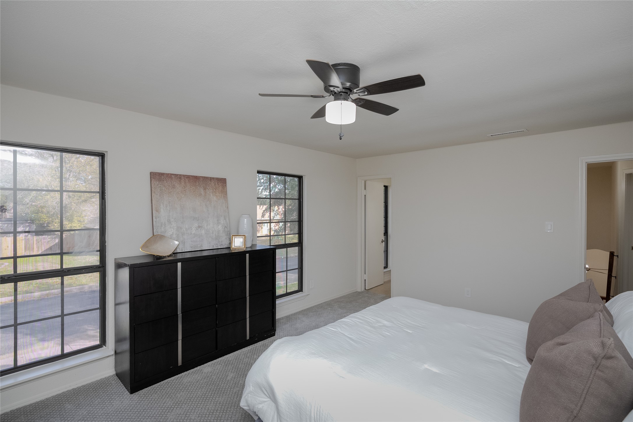 3732 Whitefern Drive