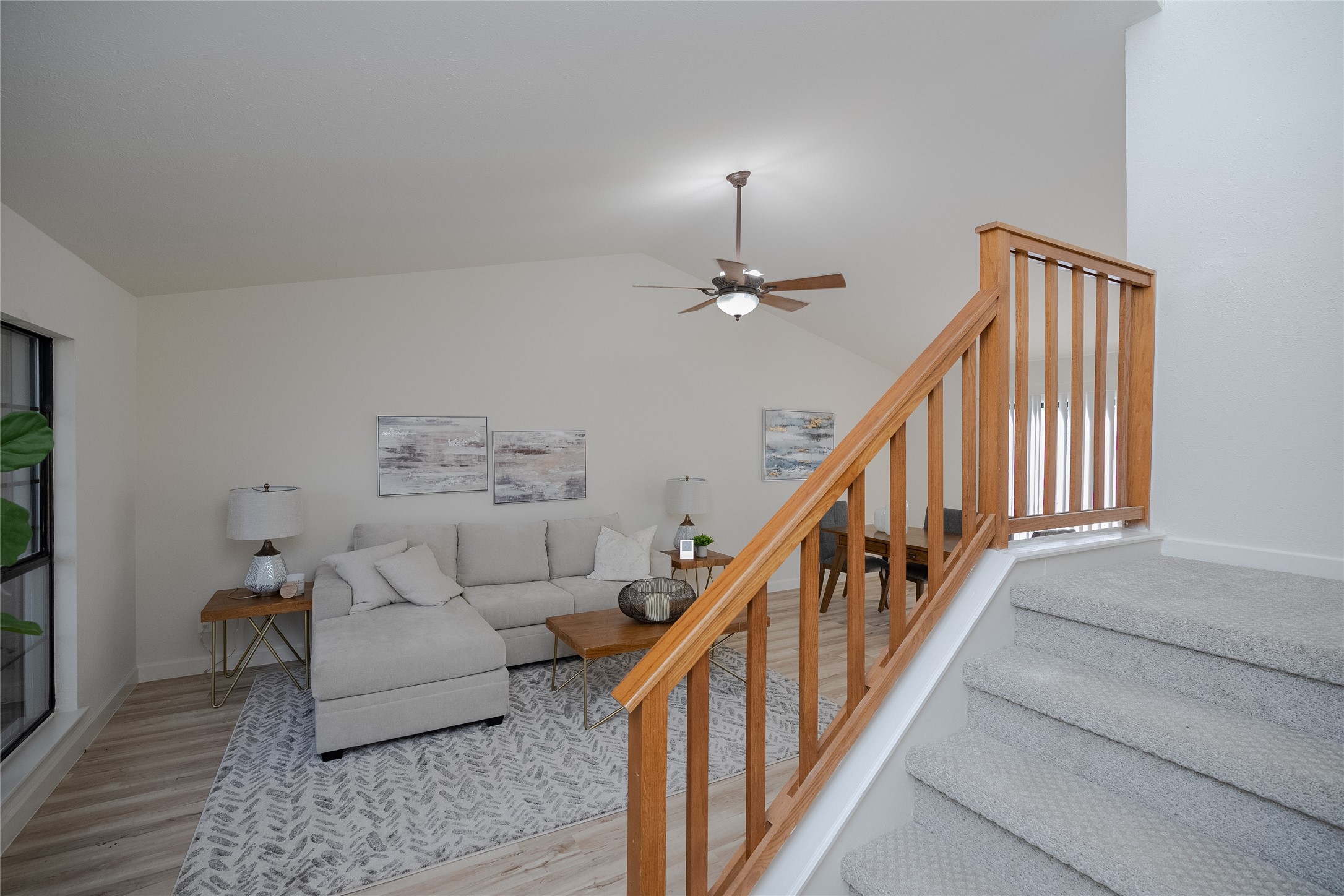 3732 Whitefern Drive