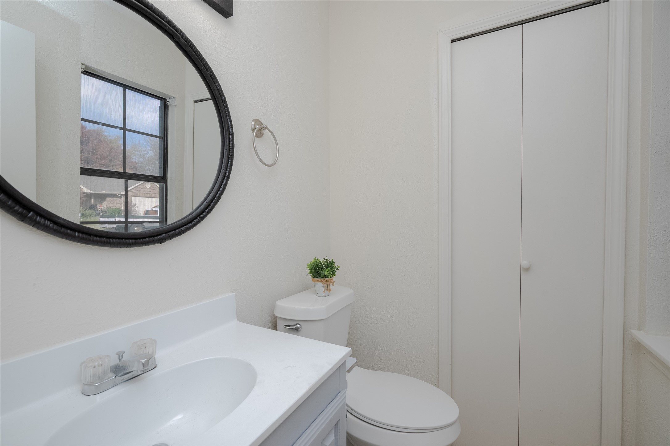 3732 Whitefern Drive