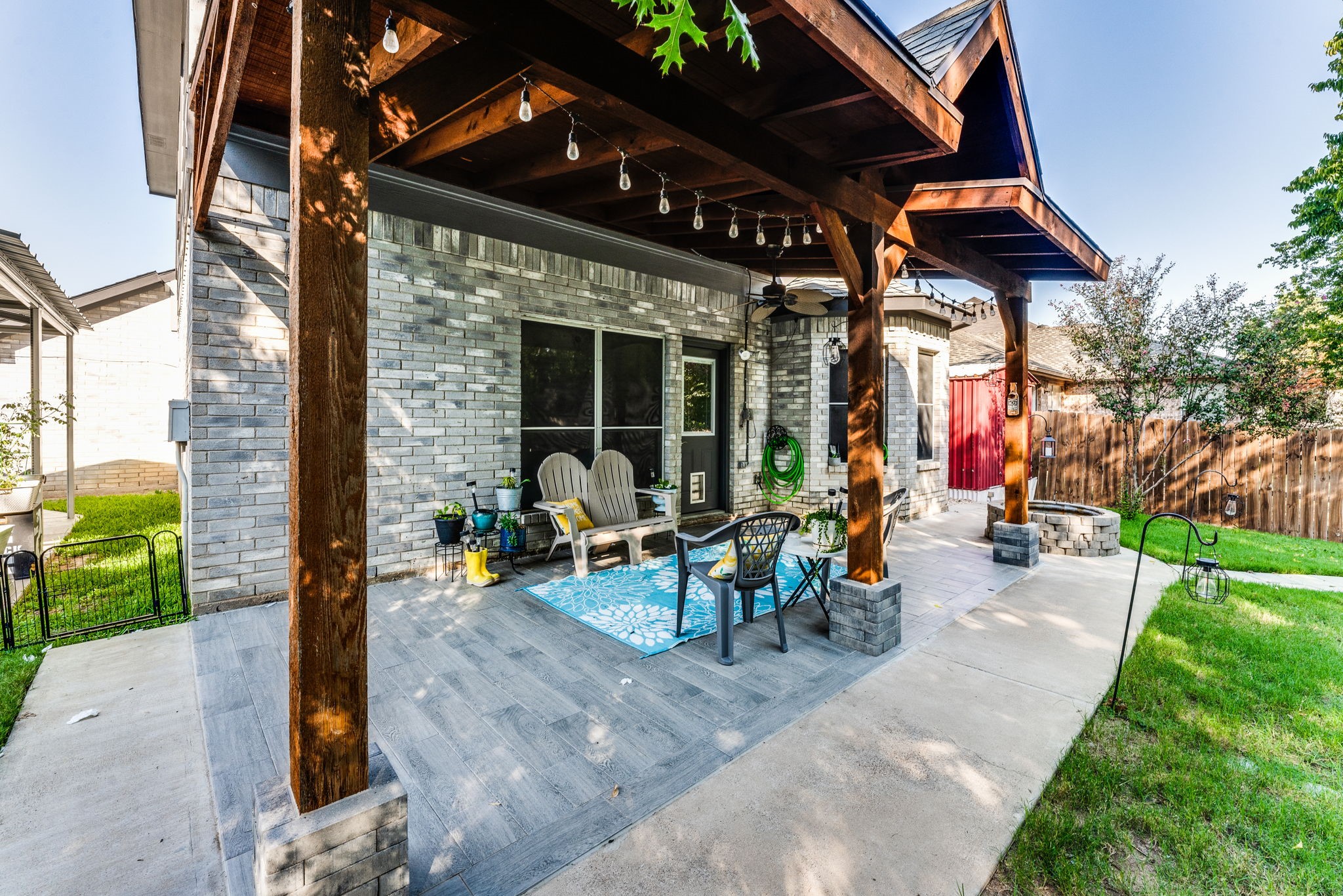 2012 Collington Drive