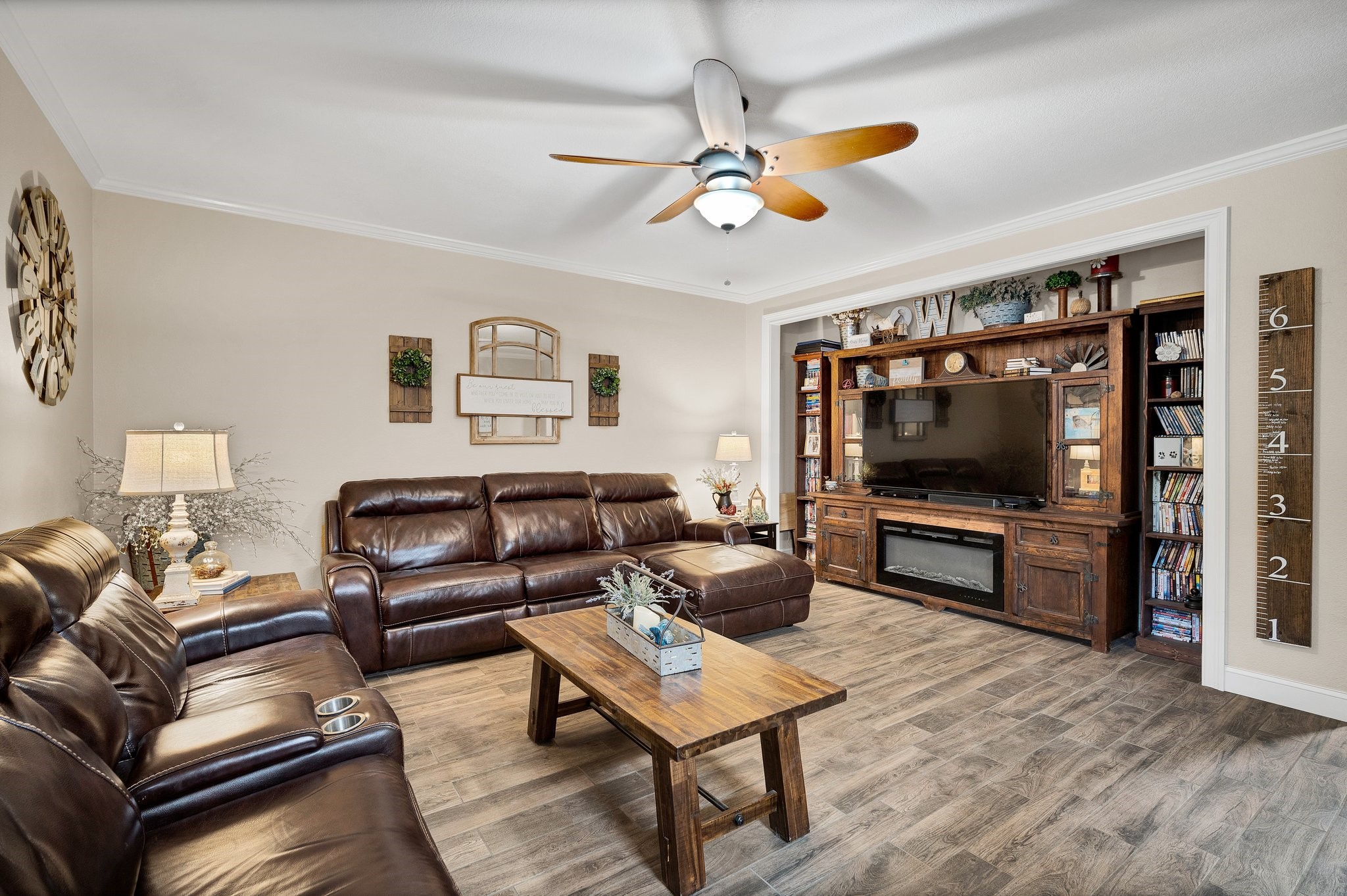 2012 Collington Drive