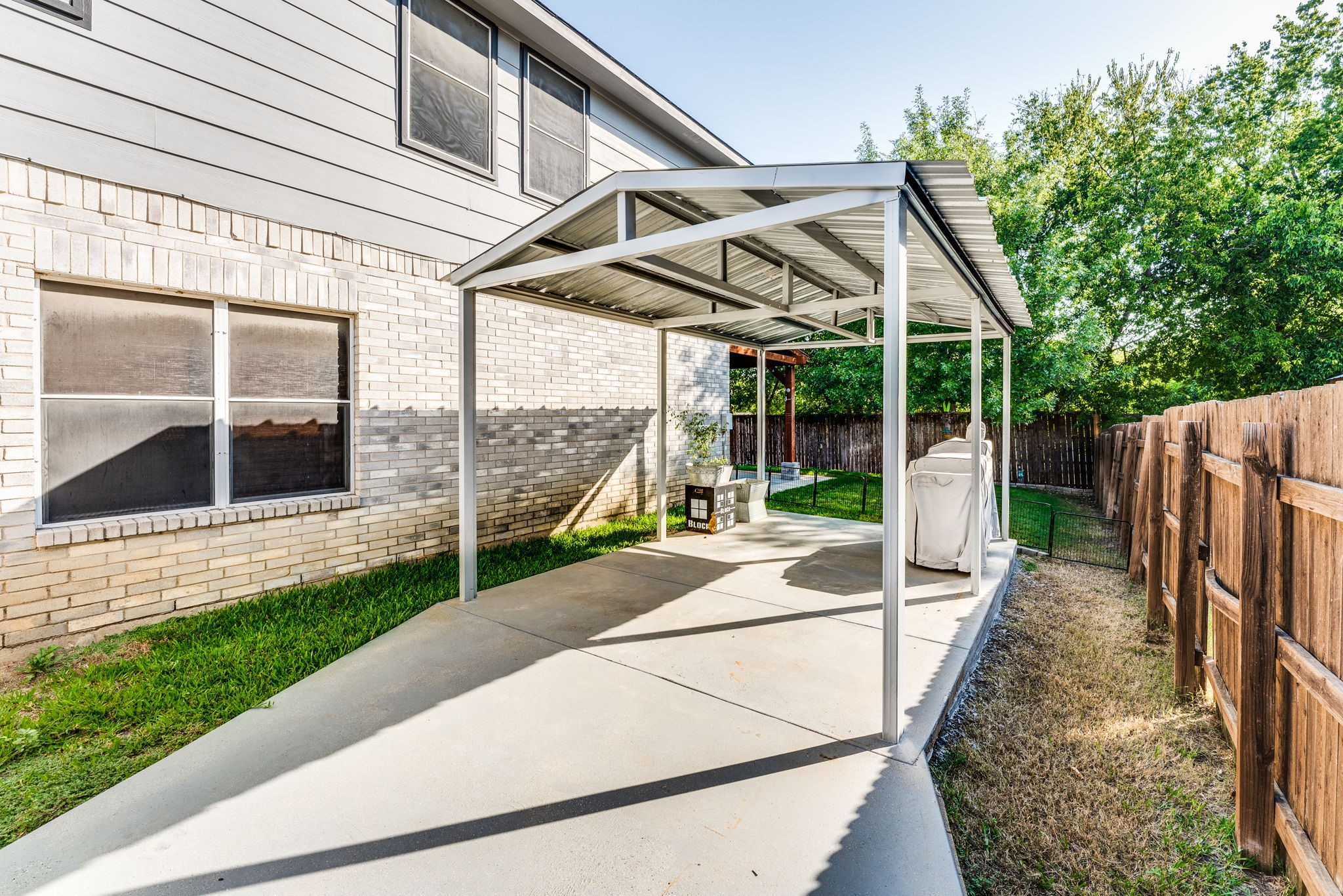 2012 Collington Drive