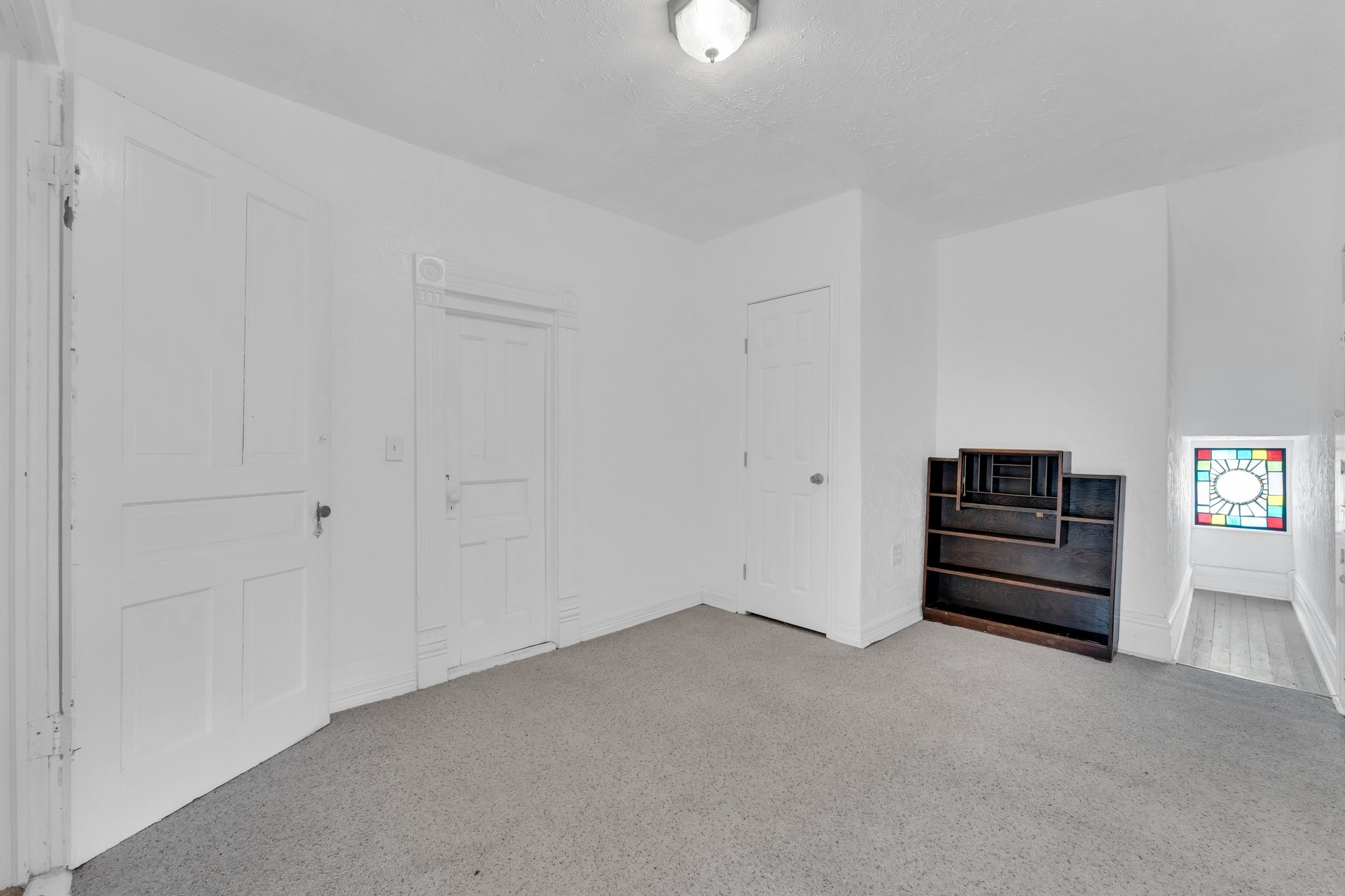 1002 E Marvin Avenue