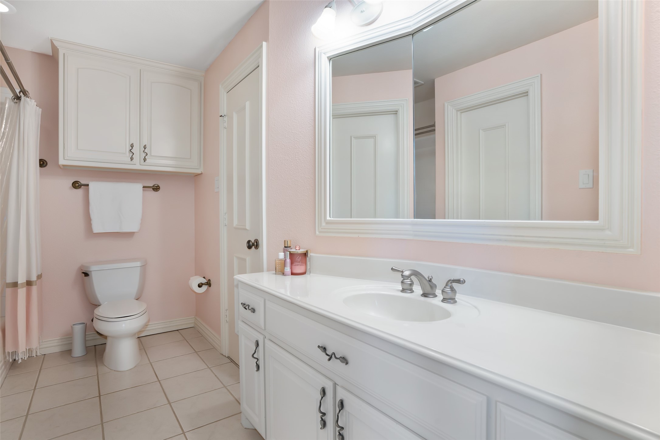 4 Spyglass Court