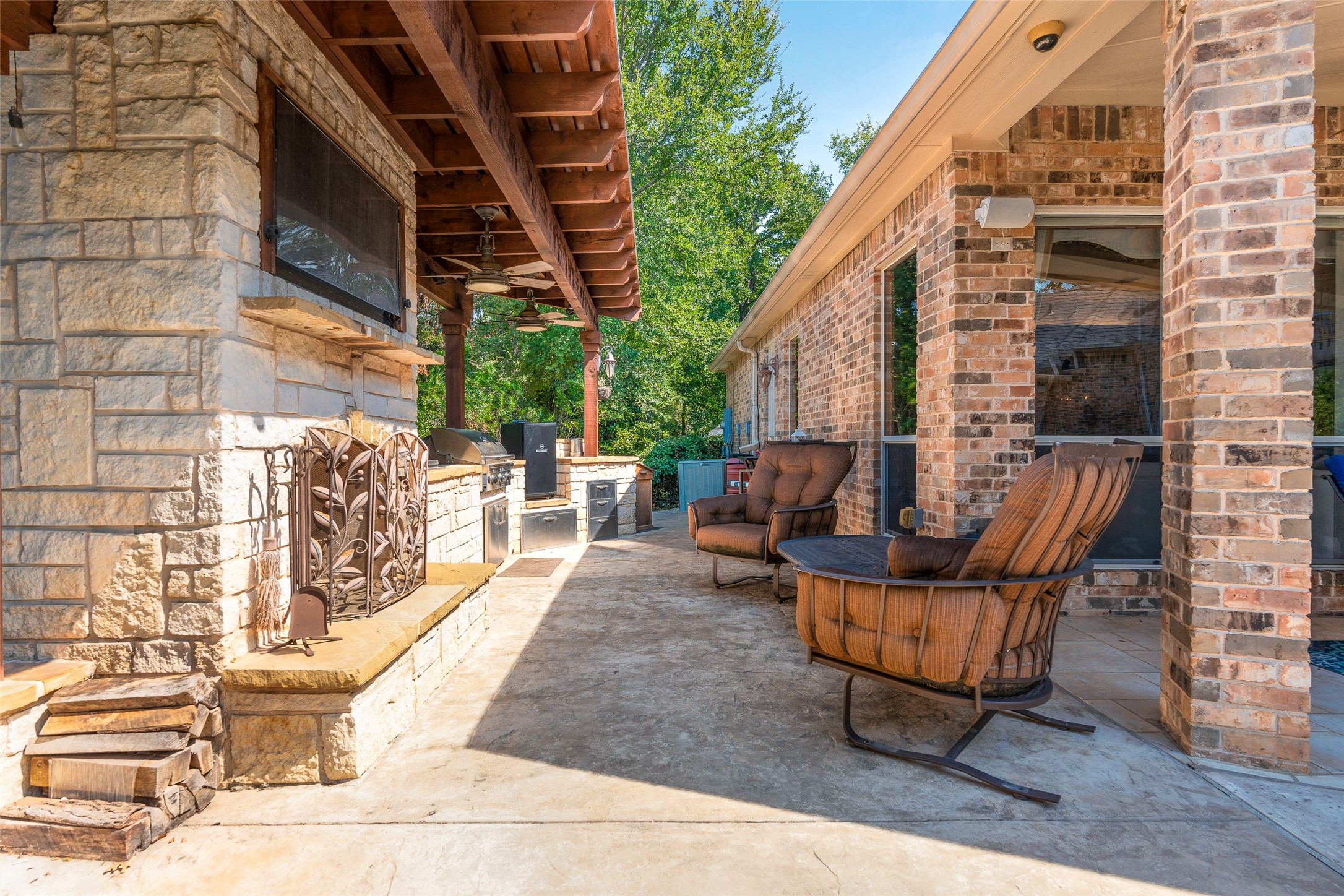 4 Spyglass Court