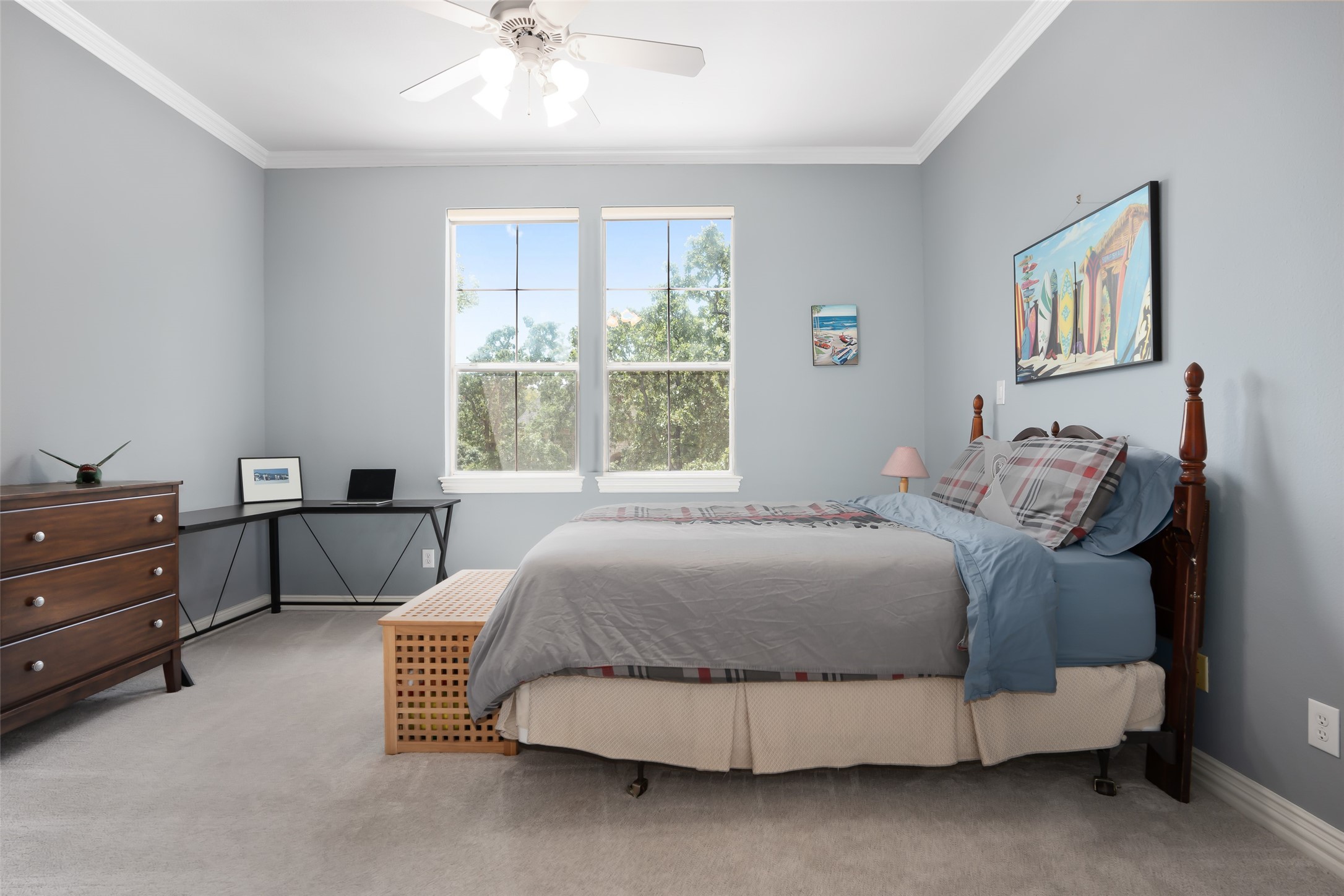 4 Spyglass Court