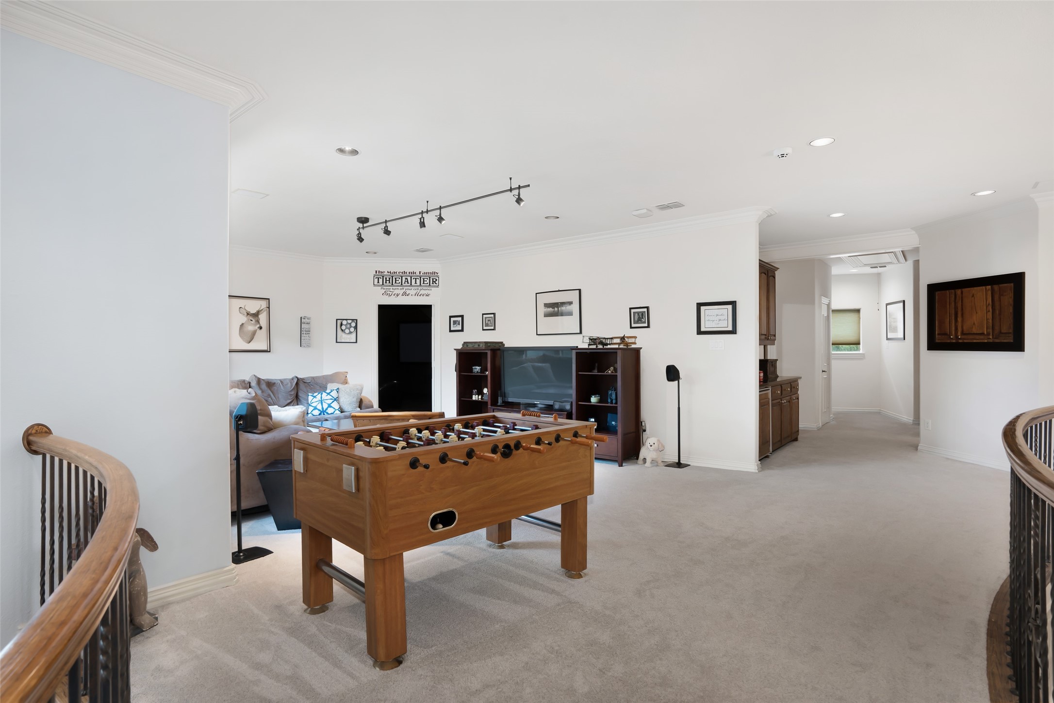 4 Spyglass Court