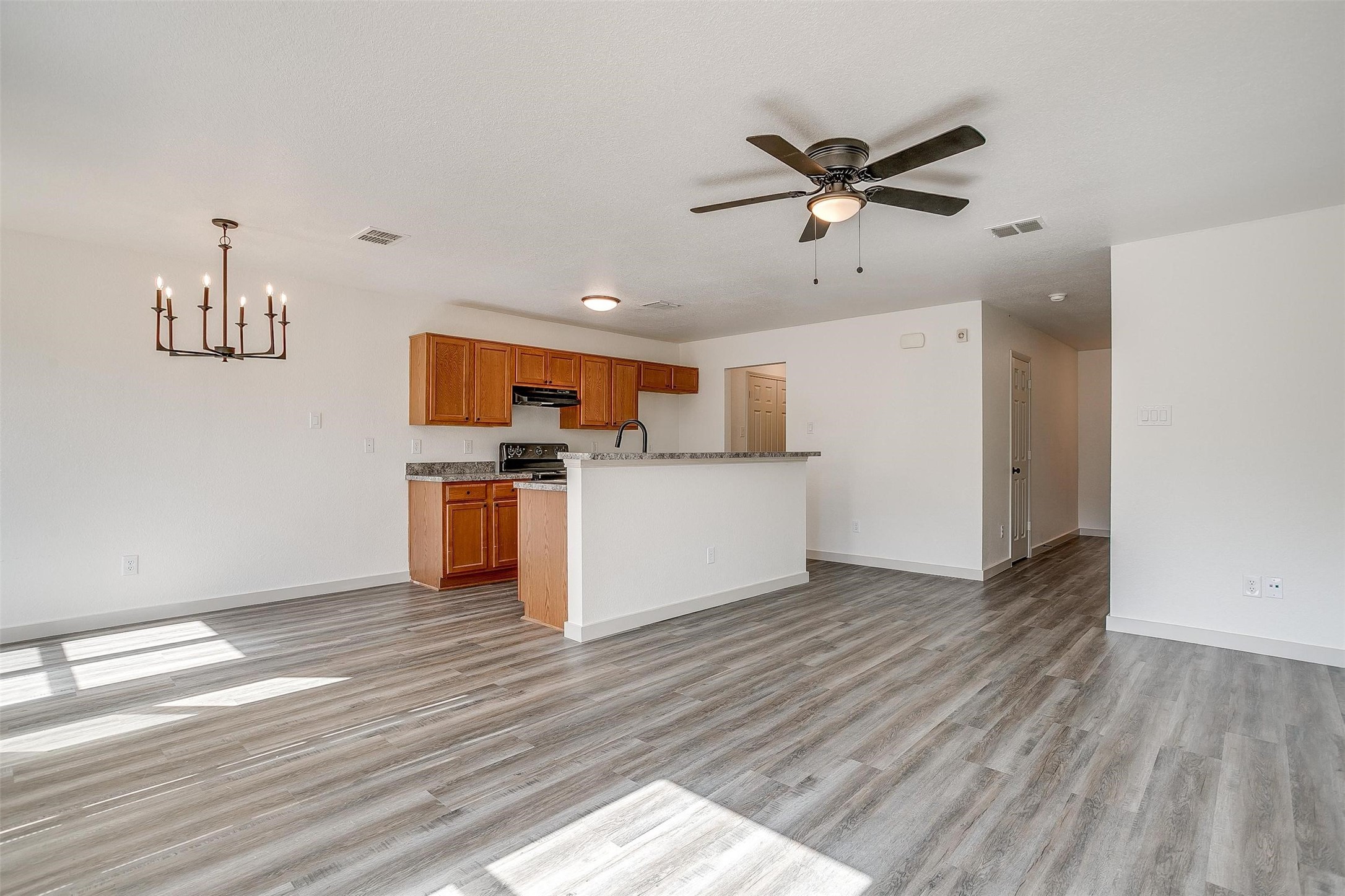 827 Village Point Lane