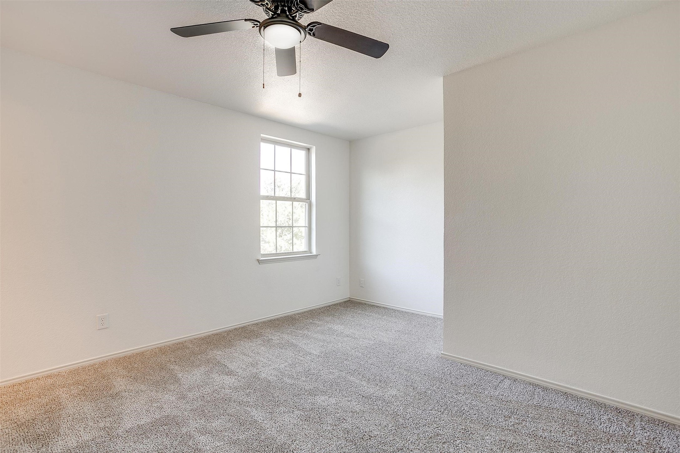 827 Village Point Lane