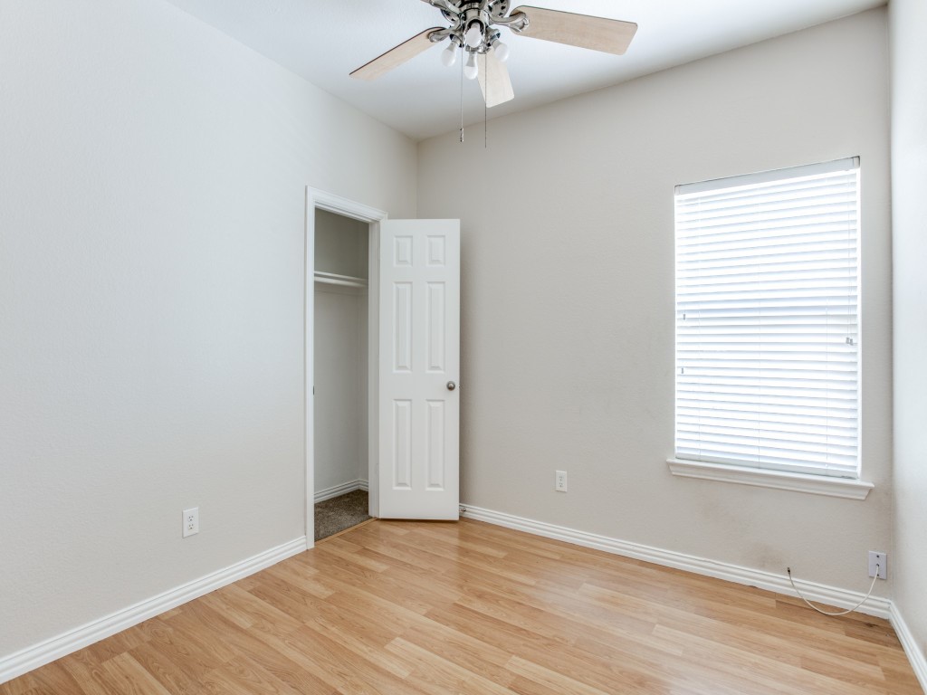 9821 Walnut Hill Drive