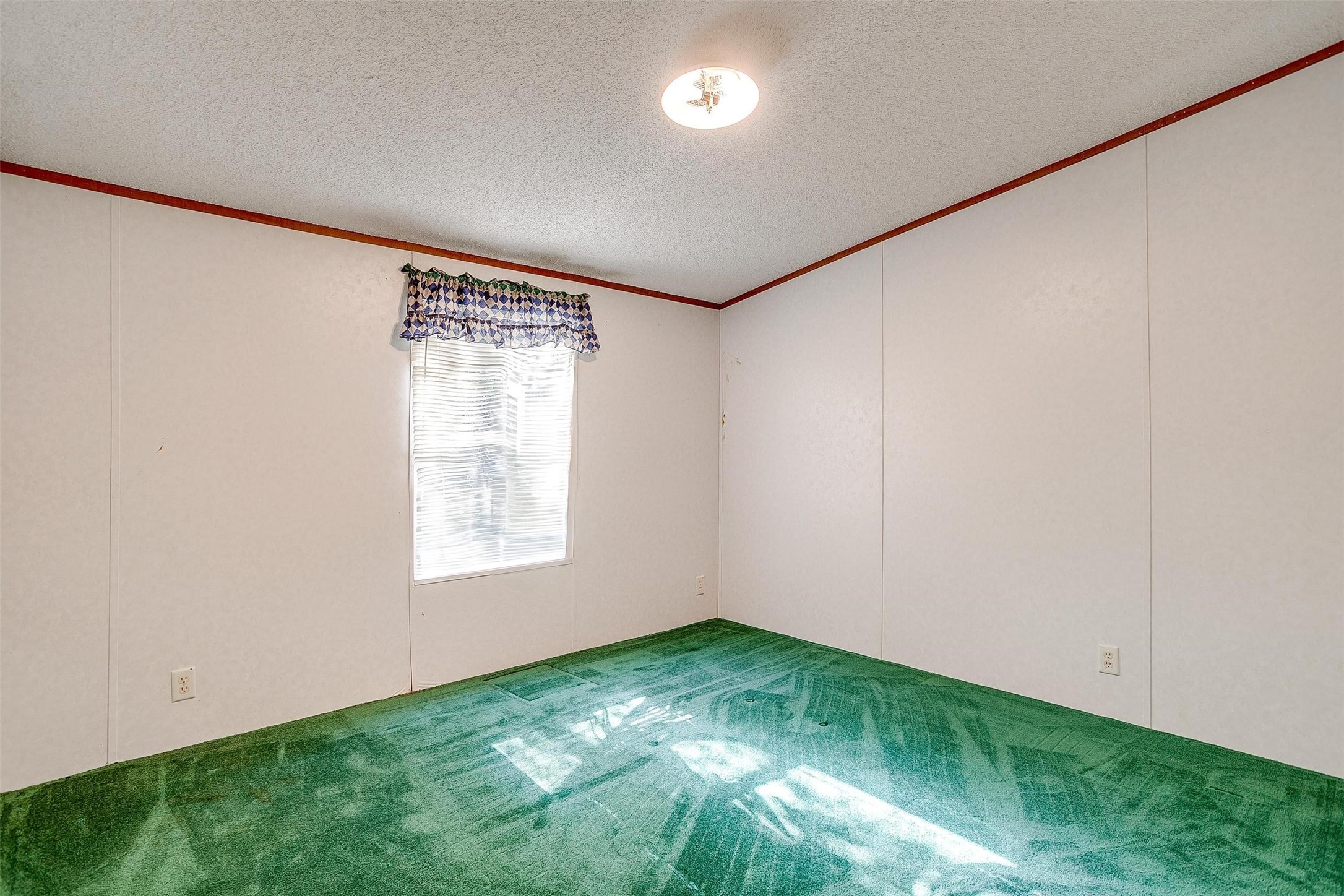 4931 Peachtree Circle