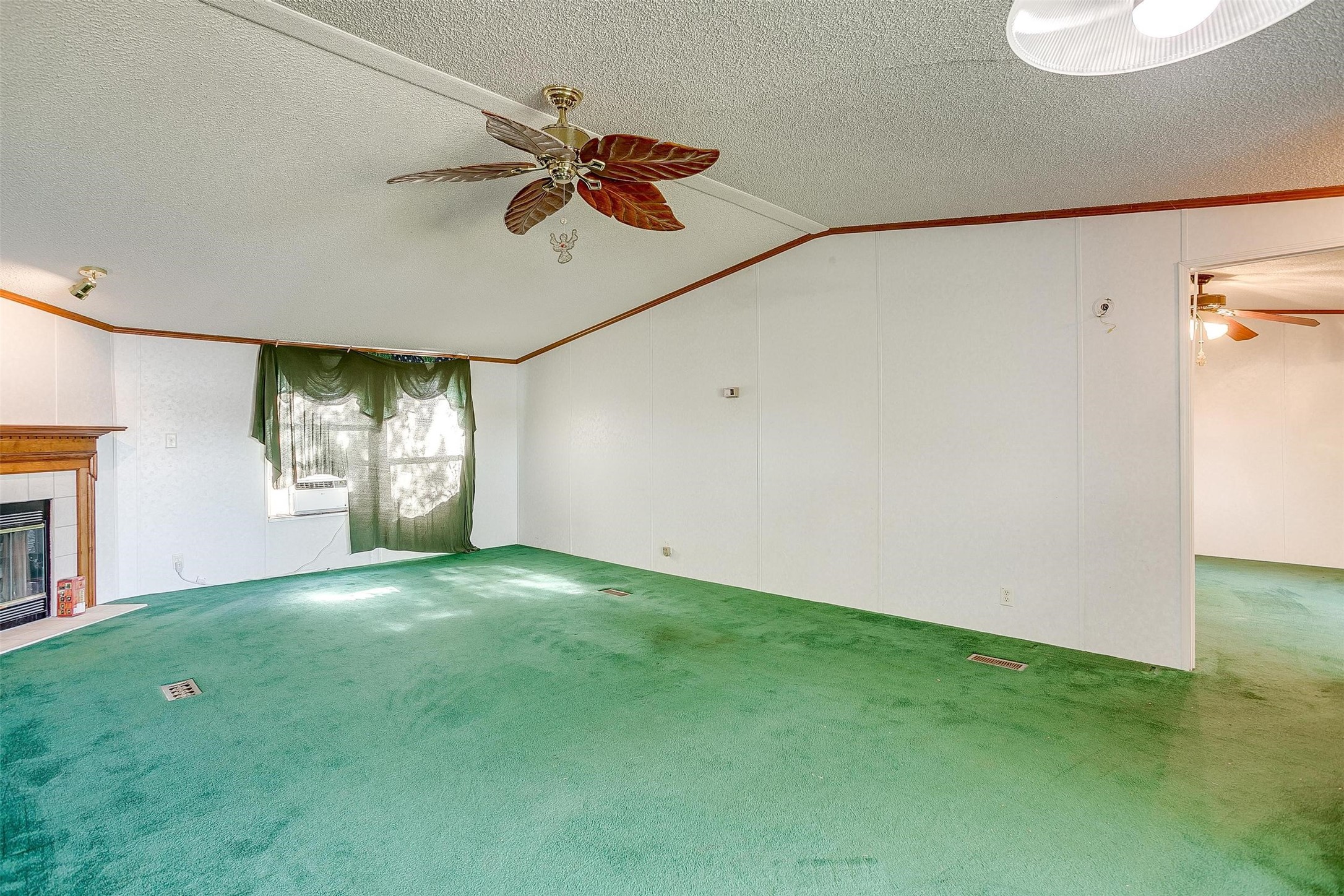 4931 Peachtree Circle