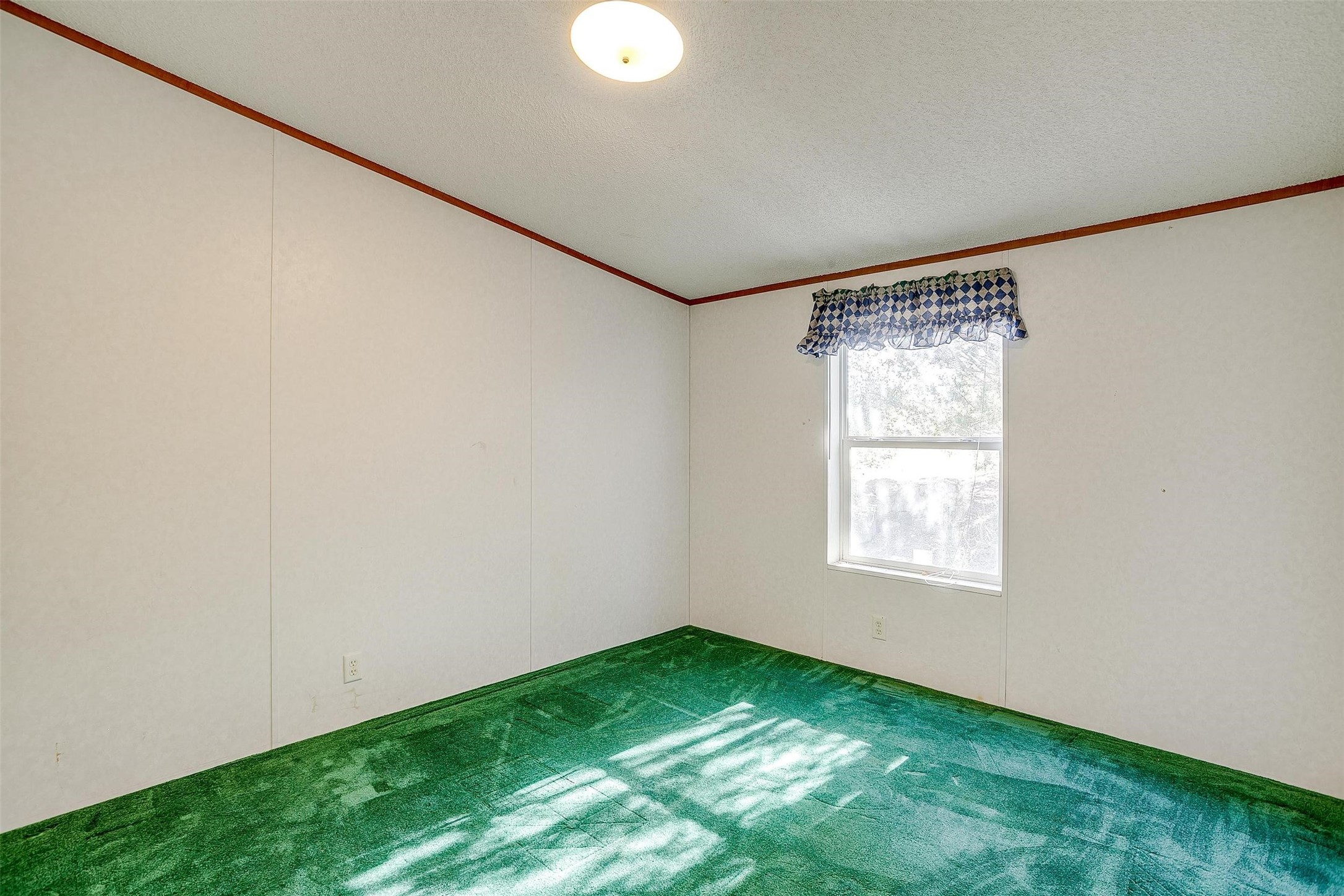 4931 Peachtree Circle