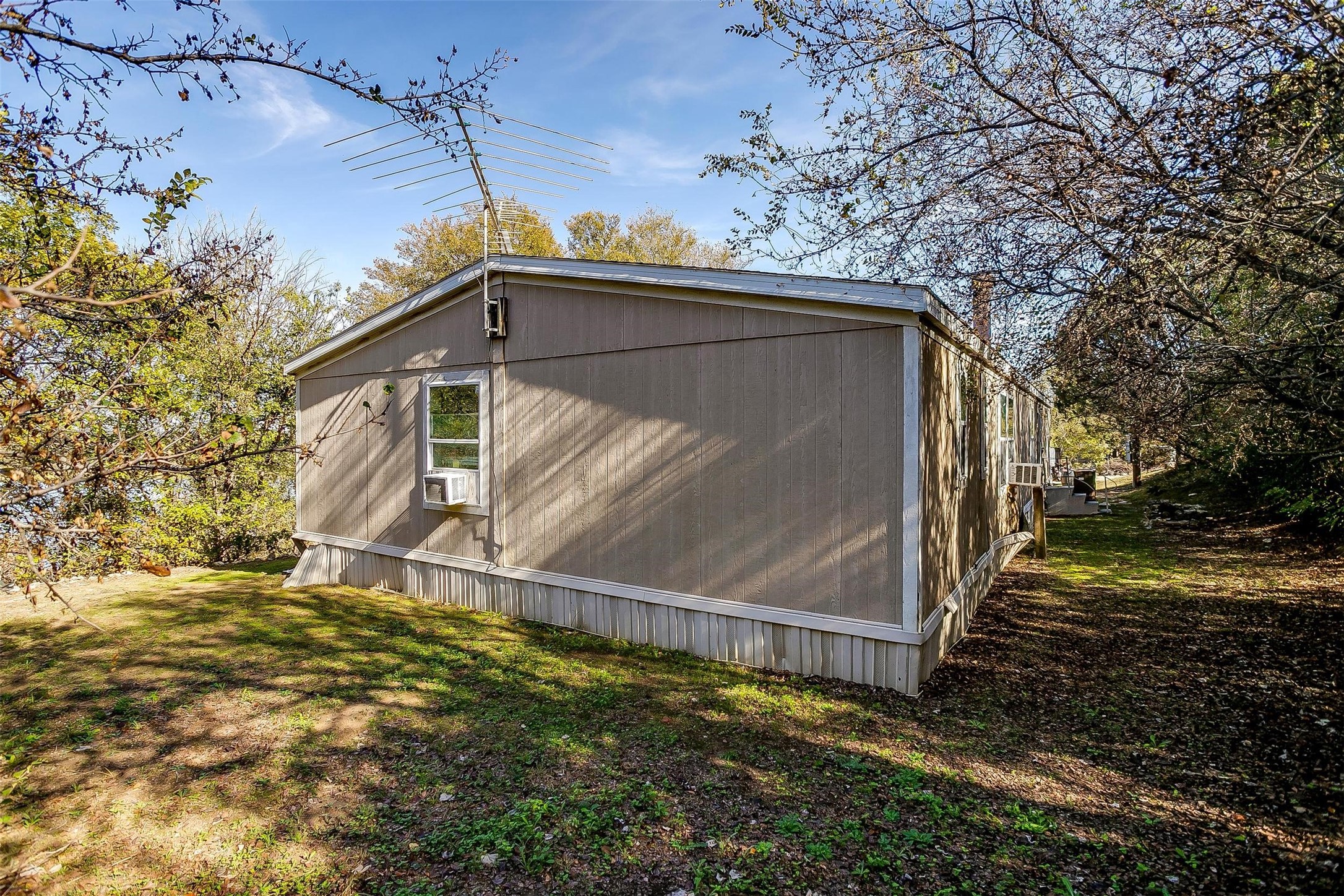 4931 Peachtree Circle