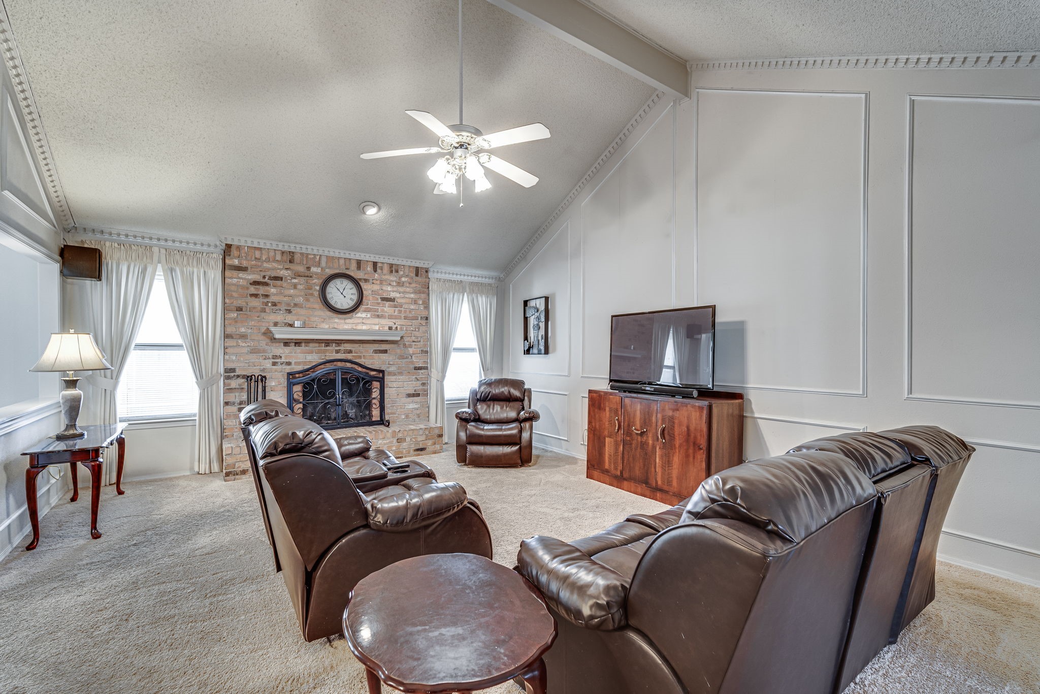 4912 Lariat Trail