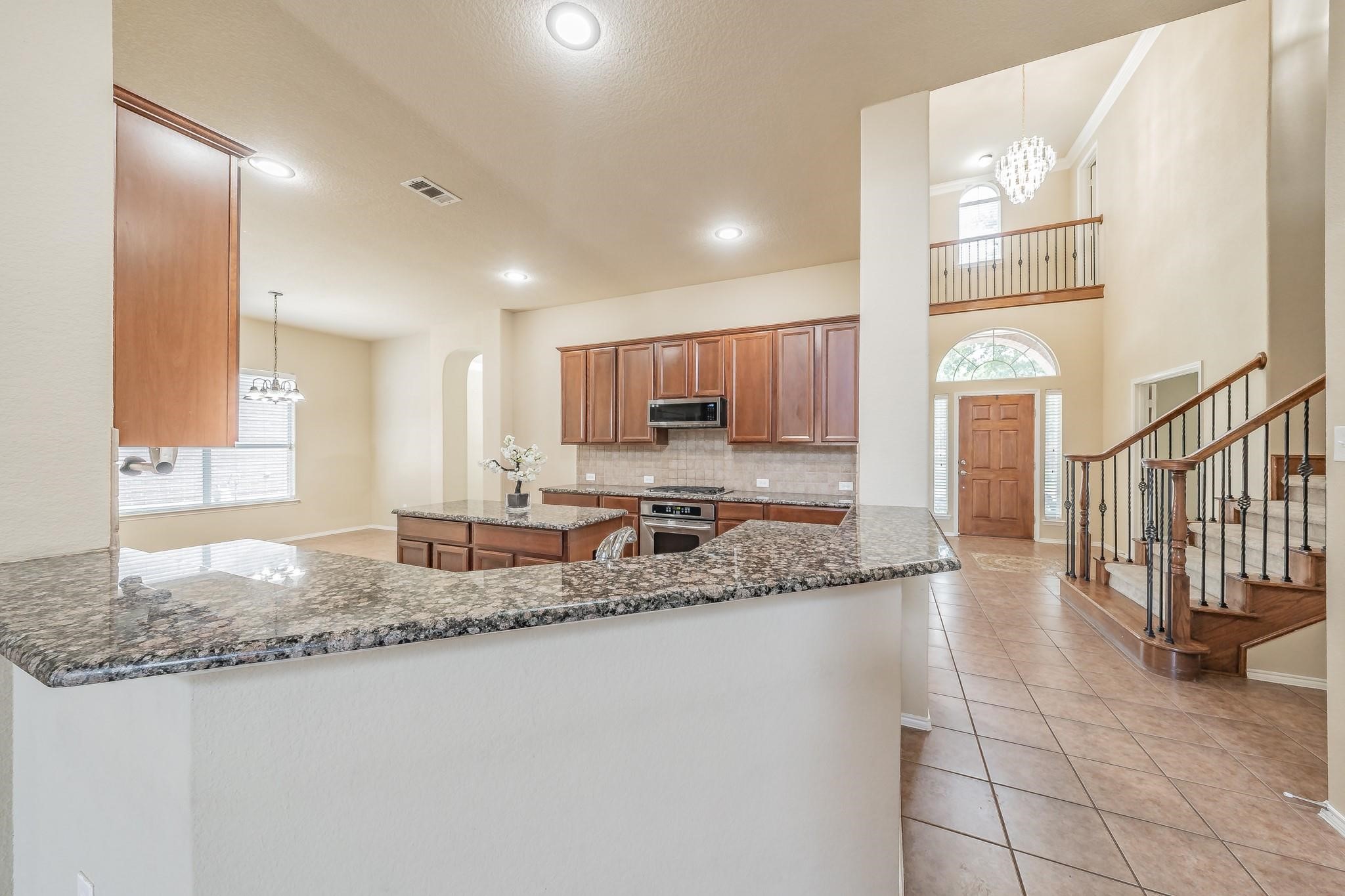 5543 Clay Court