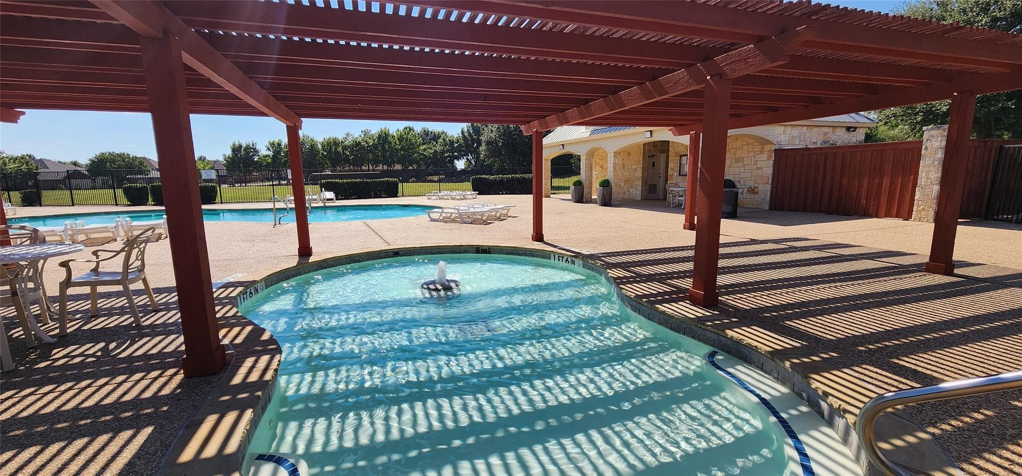 5543 Clay Court