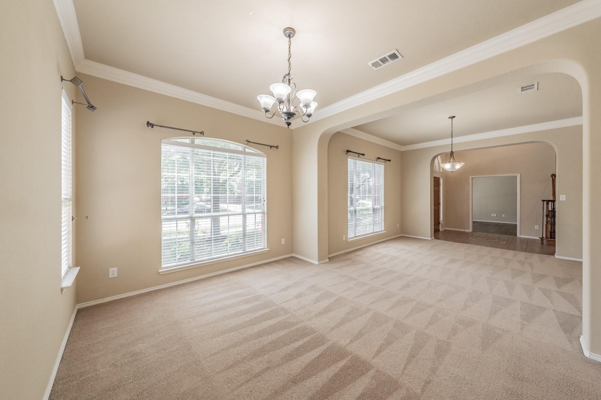 5543 Clay Court
