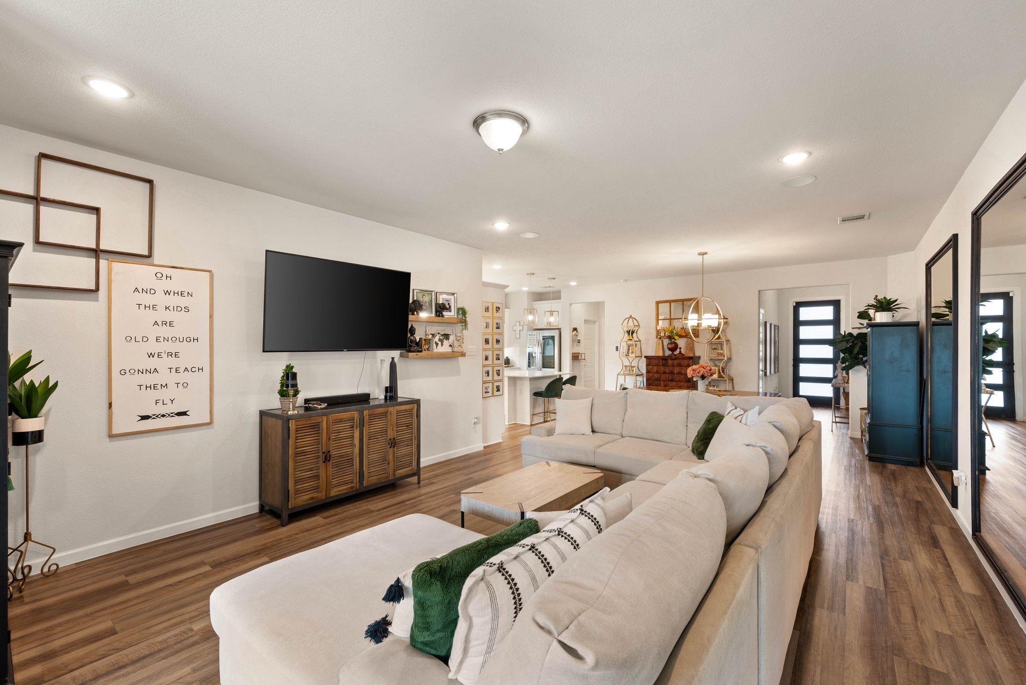 4937 Monte Verde