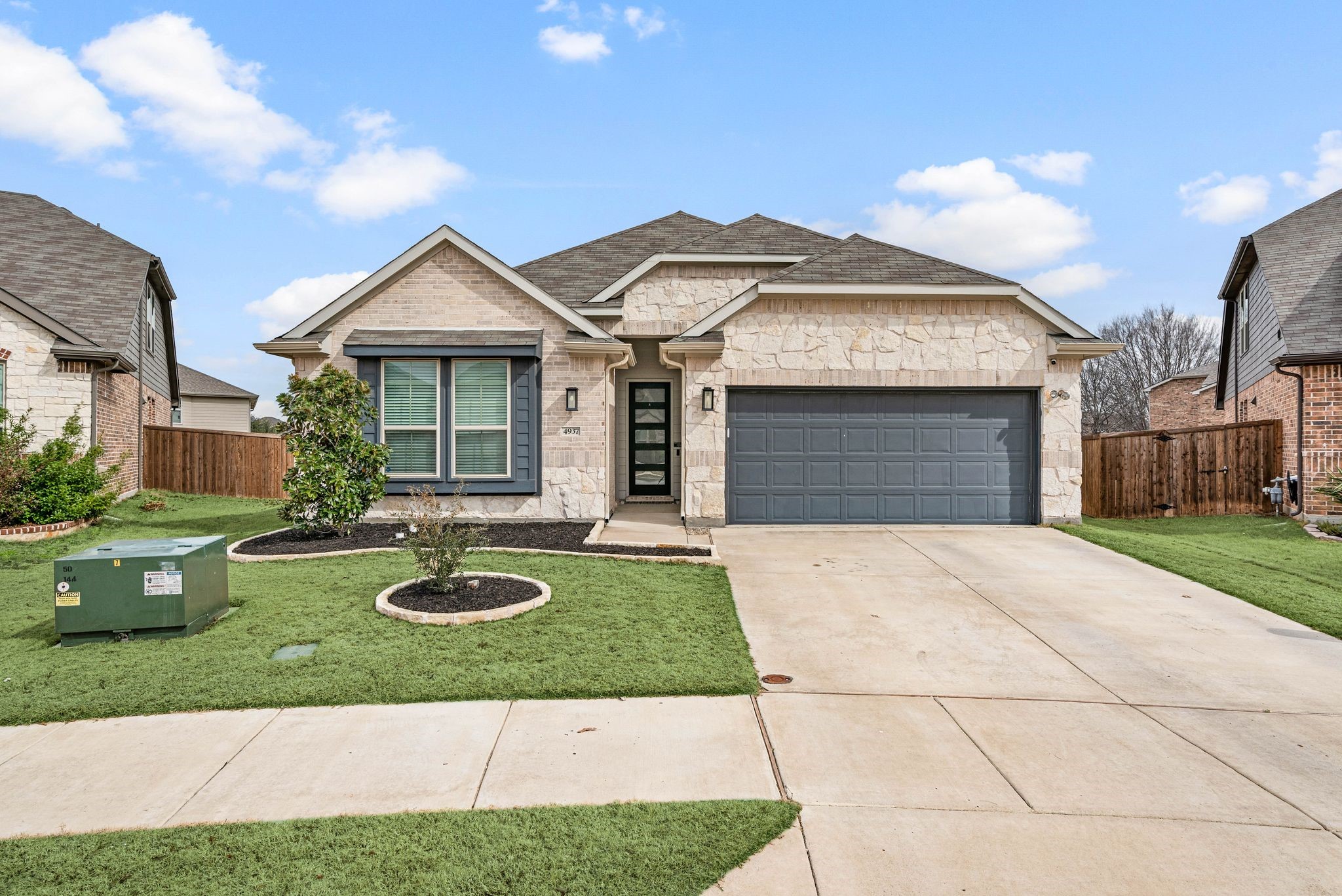 4937 Monte Verde